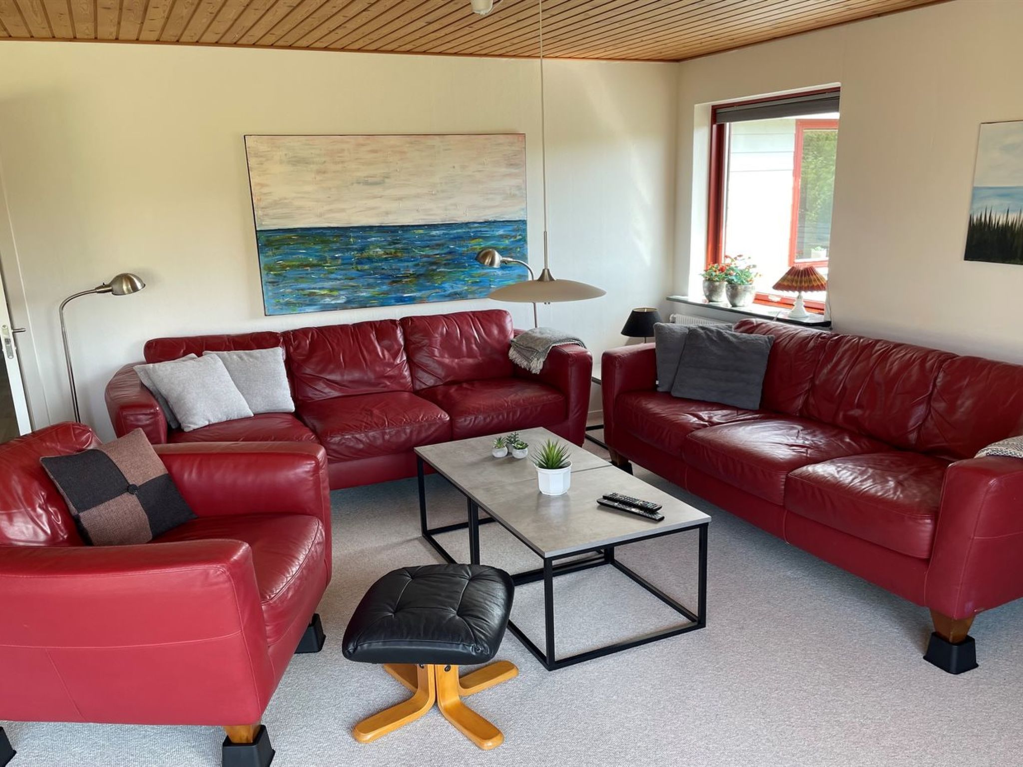 "Ingward" - 750m from the sea