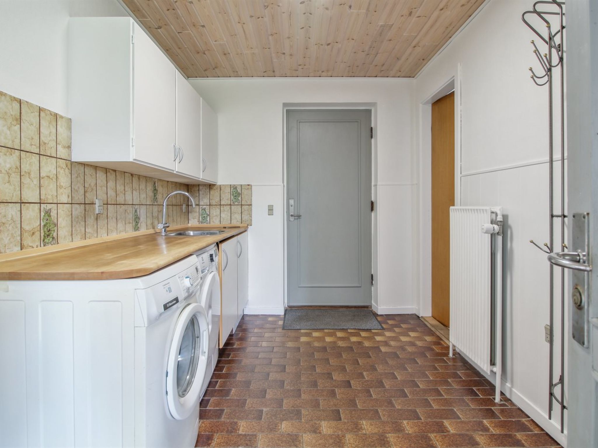 "Ingward" - 750m from the sea - Drinnen