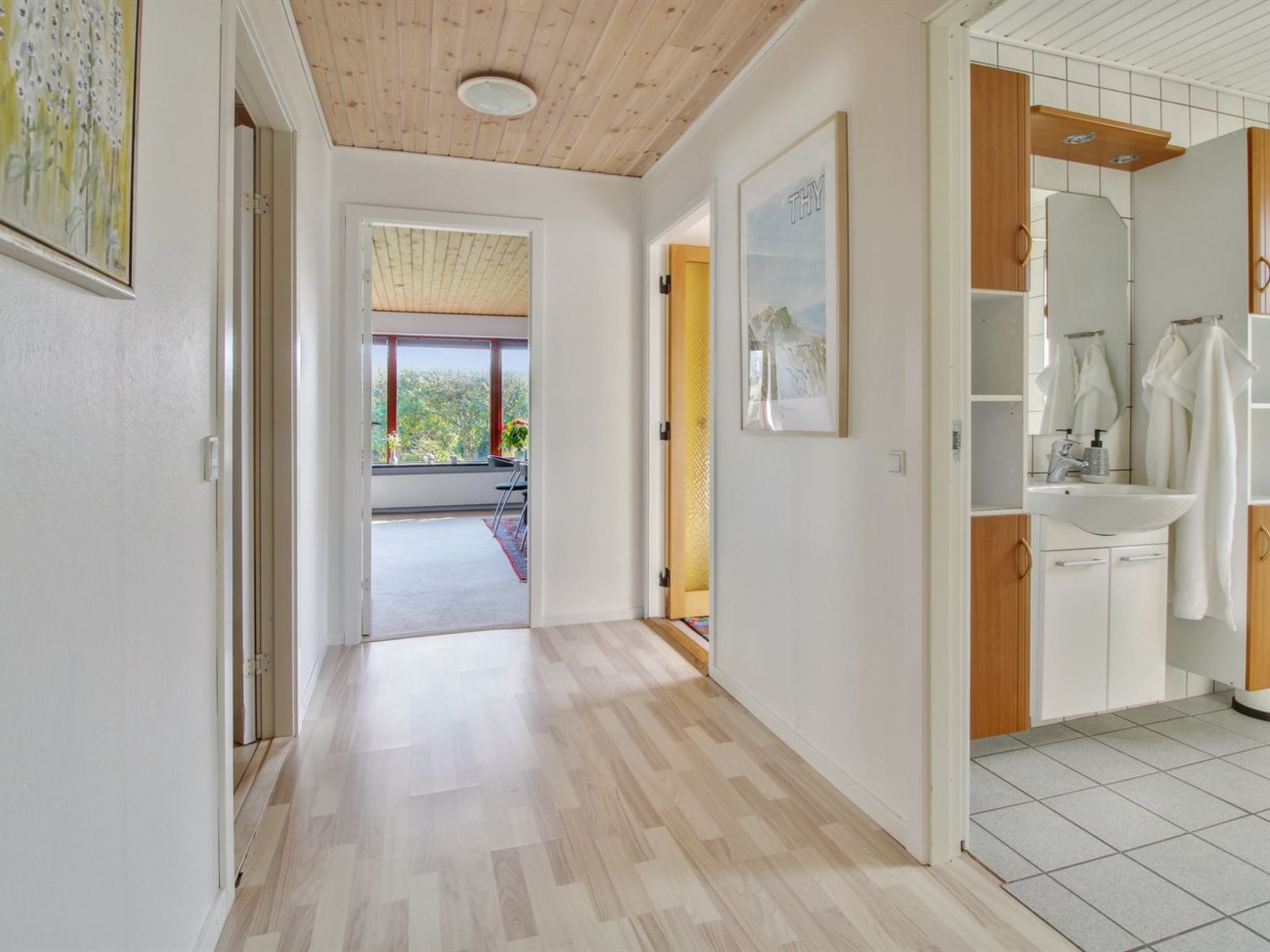 "Ingward" - 750m from the sea - Drinnen