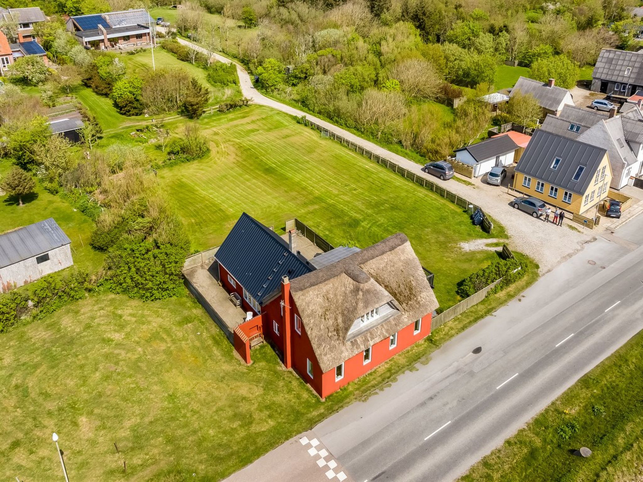 "Edvardsine" - 20m to the fjord-Buiten