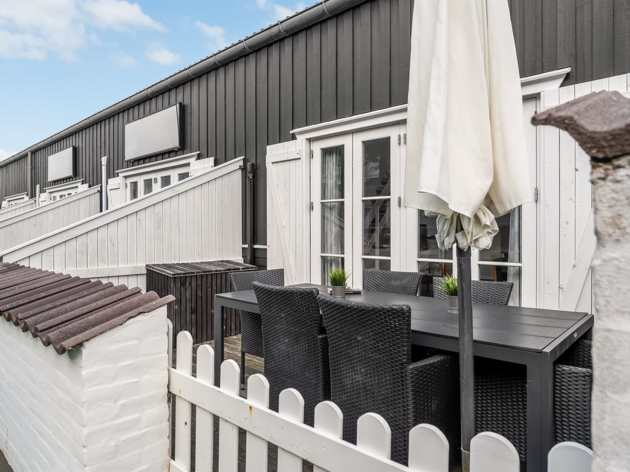 "Epiphania" - 100m to the fjord