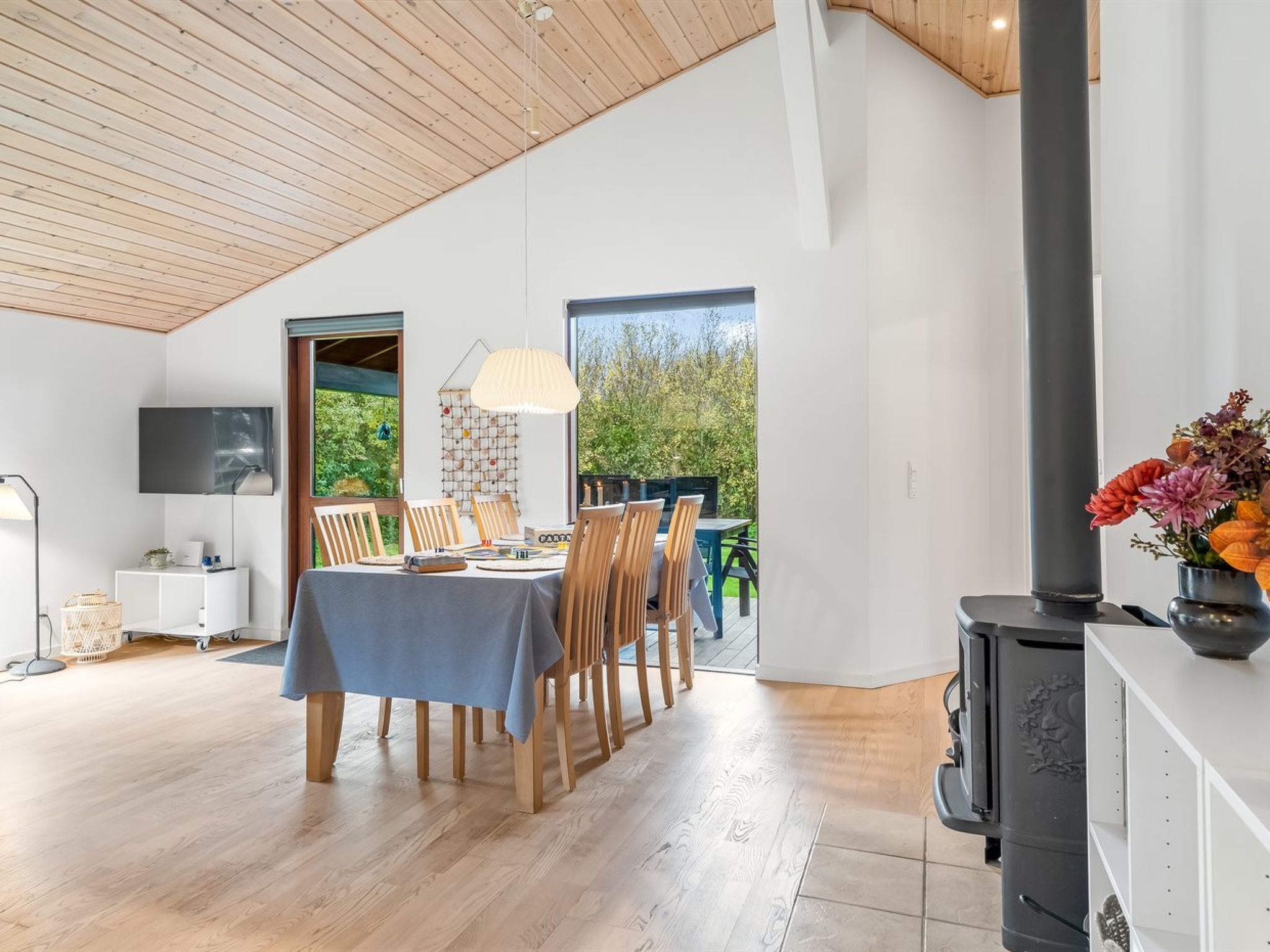 "Jaane" - 250m to the fjord-Binnen