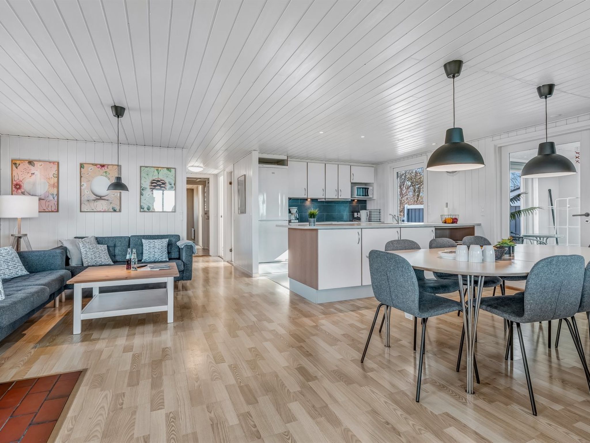 "Galmand" - 75m to the fjord-Drinnen