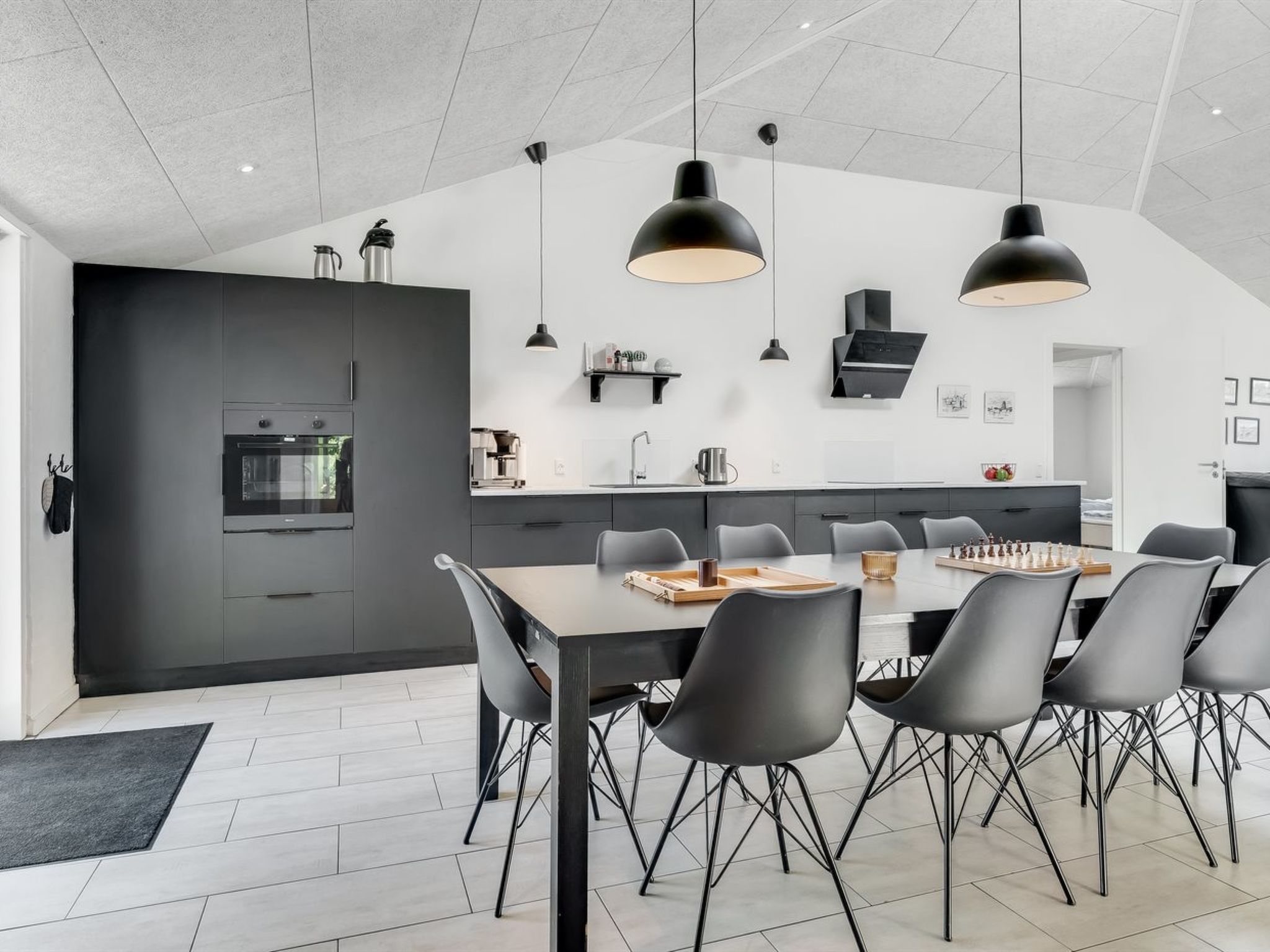 "Eerika" - 500m to the fjord-Binnen