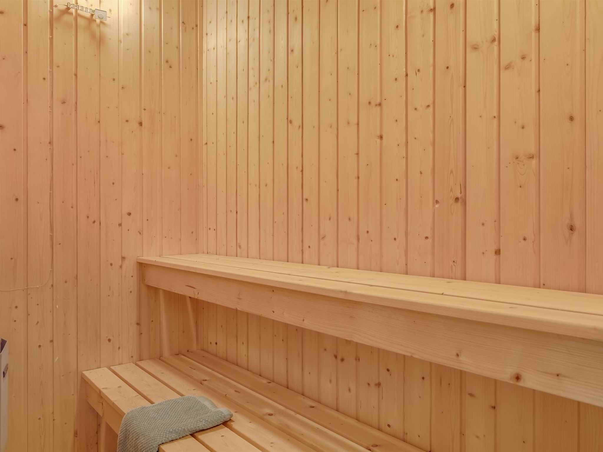 "Elnur" - 200m to the fjord-Binnen