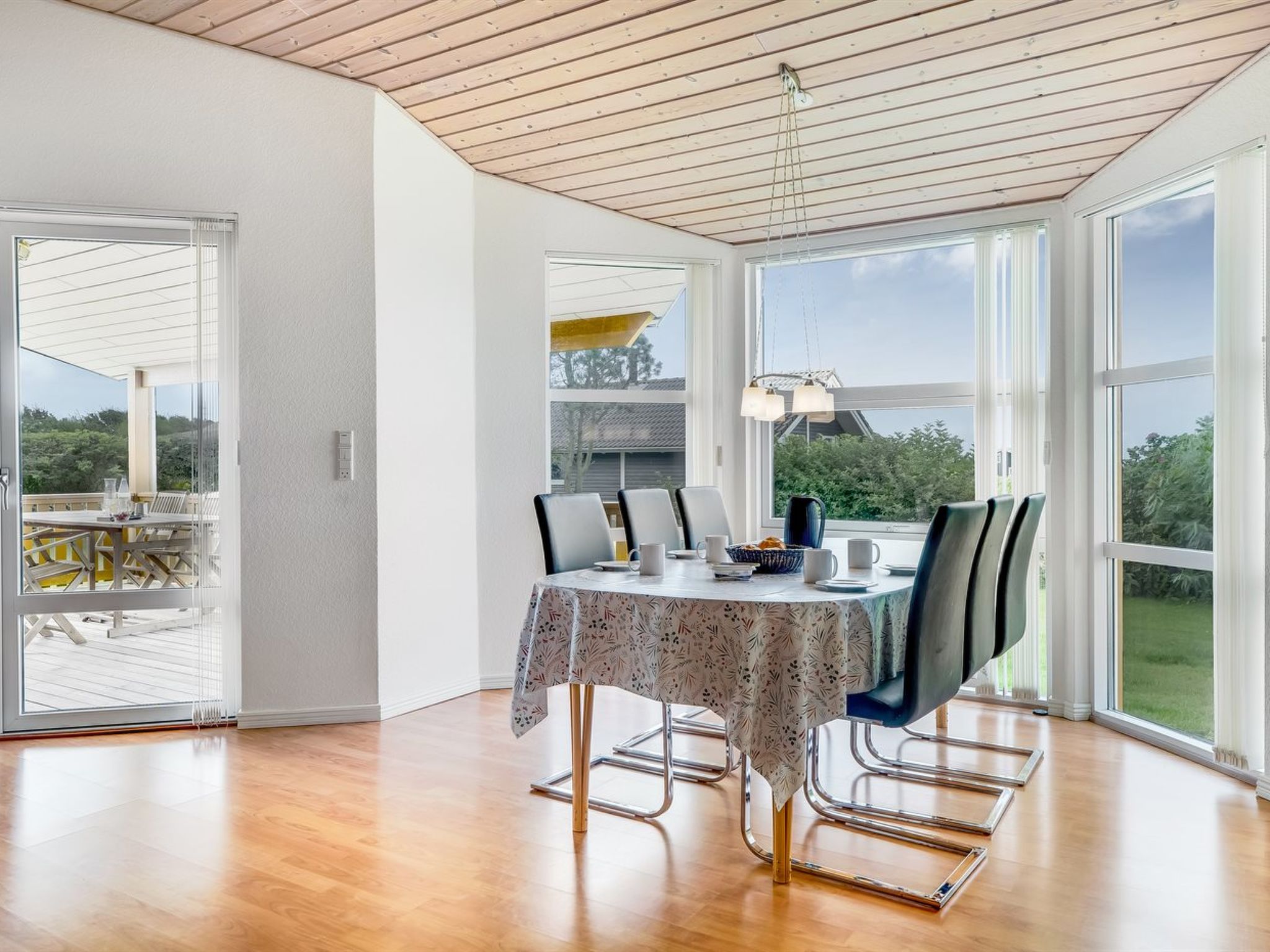 "Elnur" - 200m to the fjord-Binnen