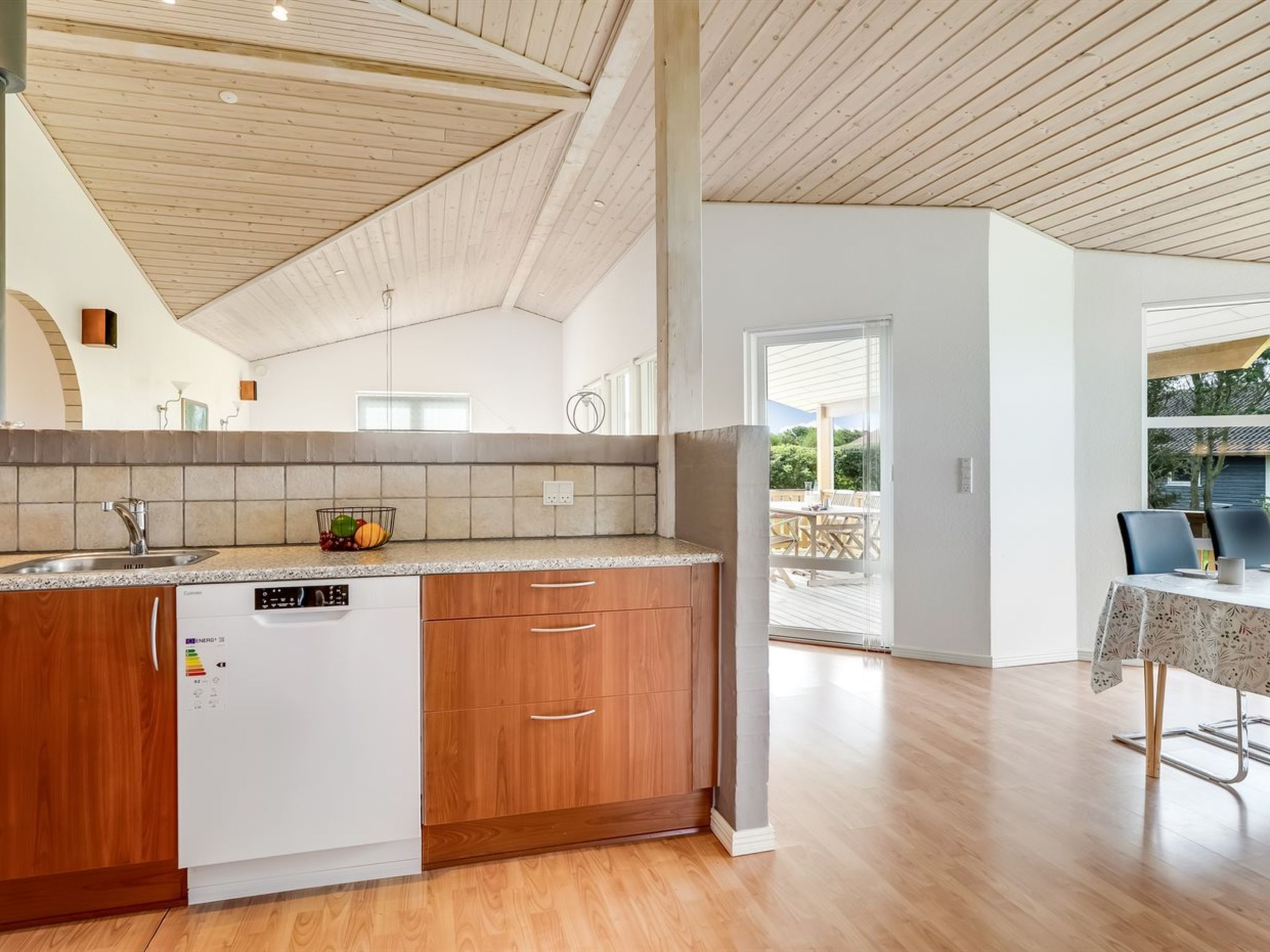 "Elnur" - 200m to the fjord-Binnen