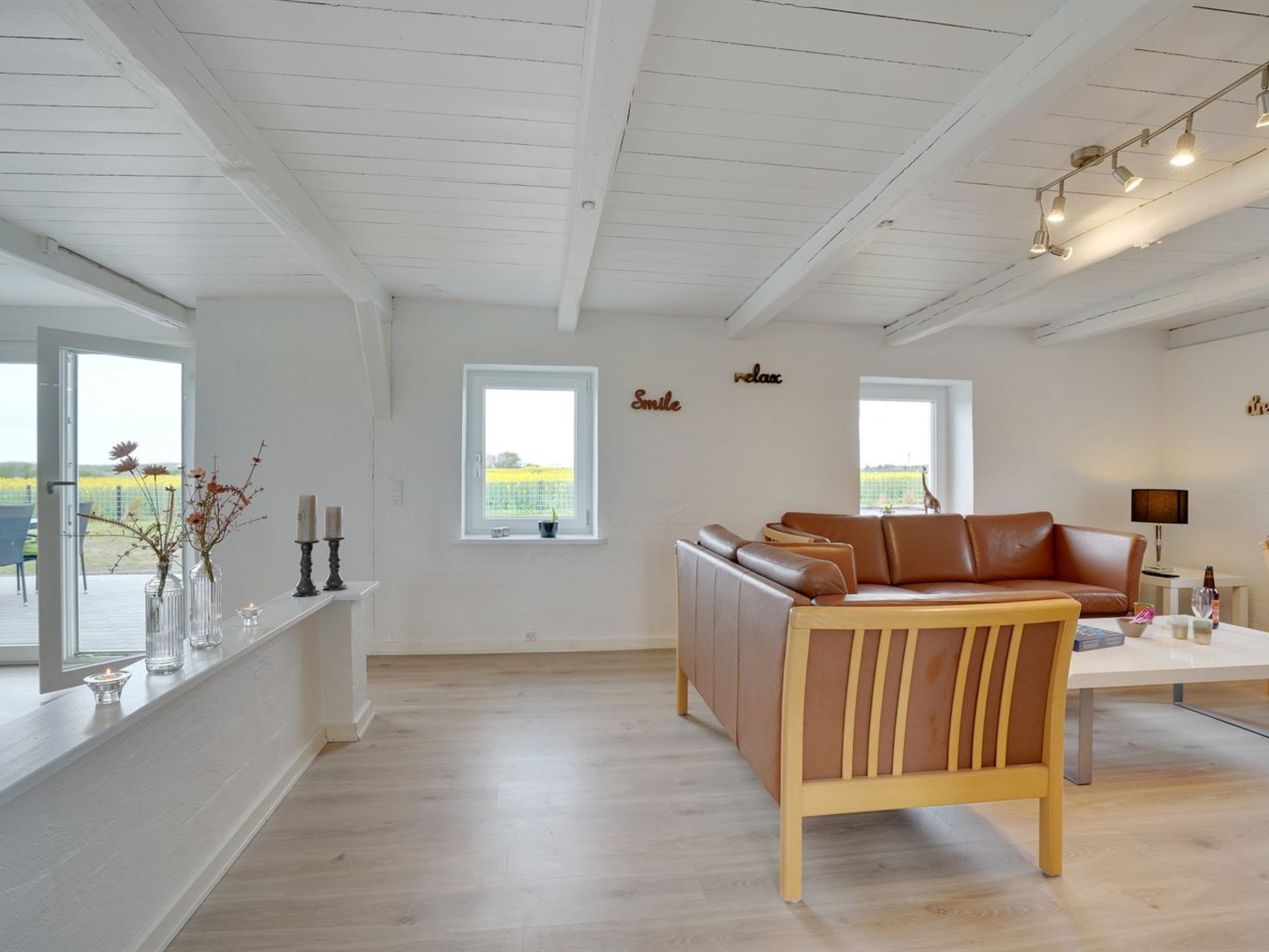 "Ailke" - 2km to the fjord - Binnen