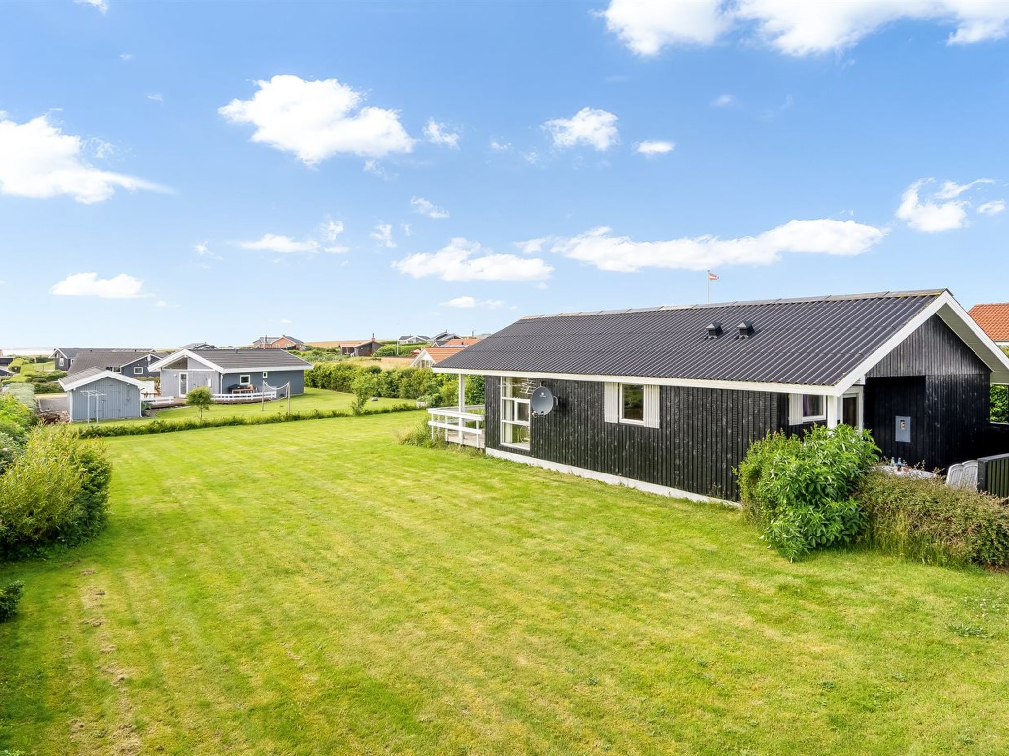 "Pavo" - 300m to the fjord-Buiten