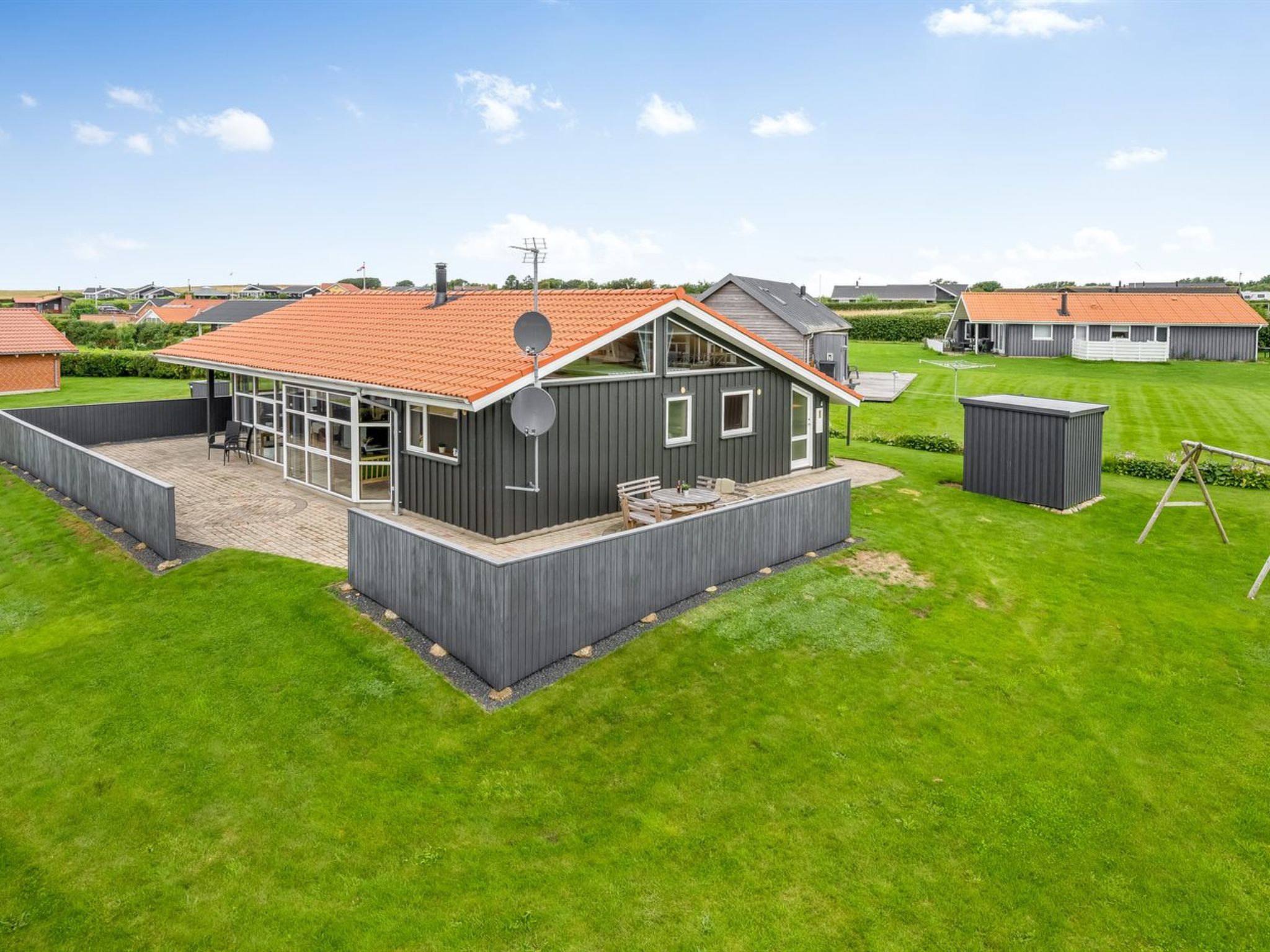 "Malila" - 400m to the fjord-Buiten