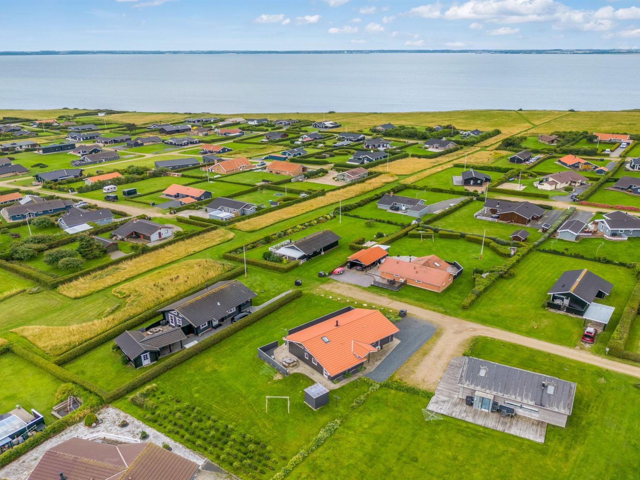 "Malila" - 400m to the fjord-Buiten