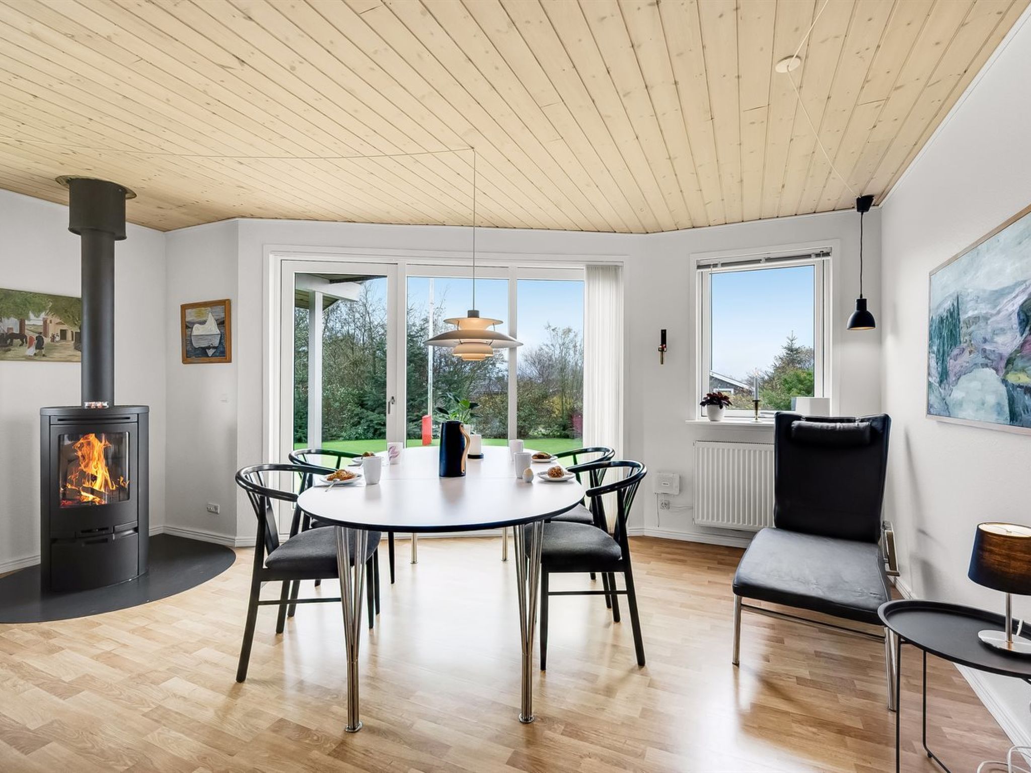 "Ensio" - 300m to the fjord-Inside
