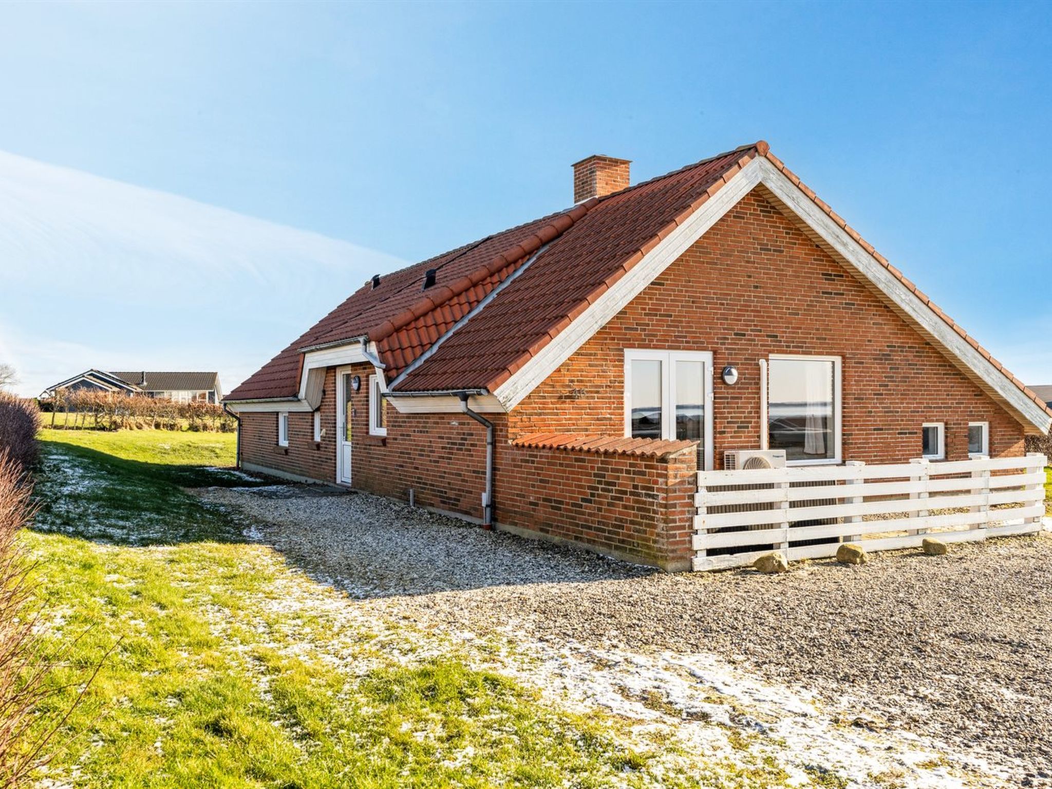 "Nikolce" - 300m to the fjord - Buiten