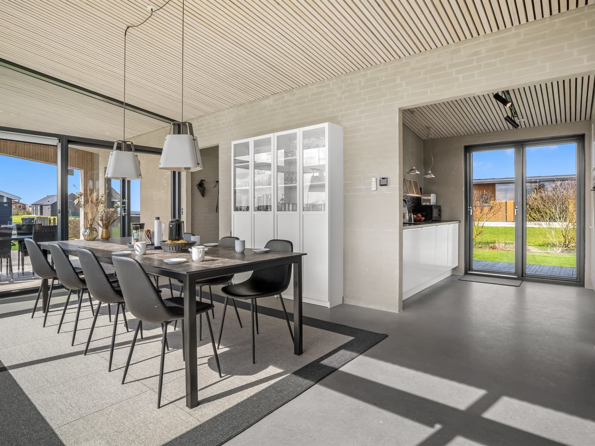 "Safir" - 200m to the fjord - Dedans