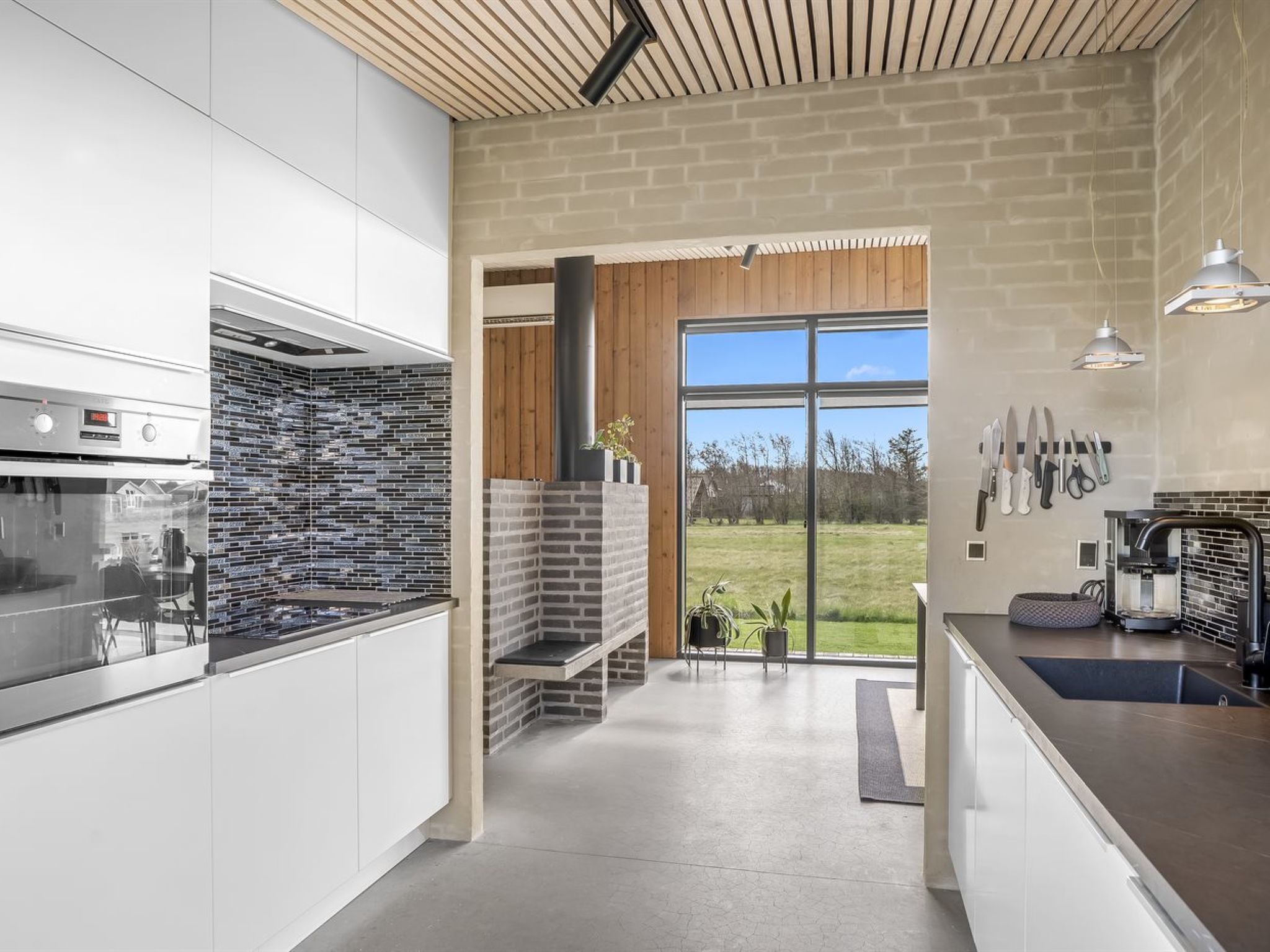 "Safir" - 200m to the fjord - Dedans