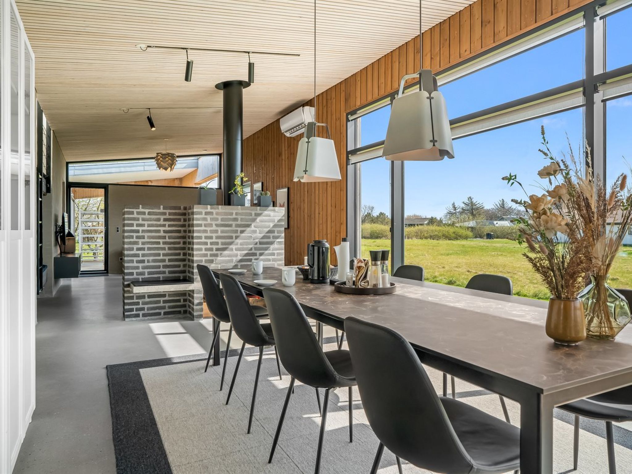 "Safir" - 200m to the fjord - Dedans