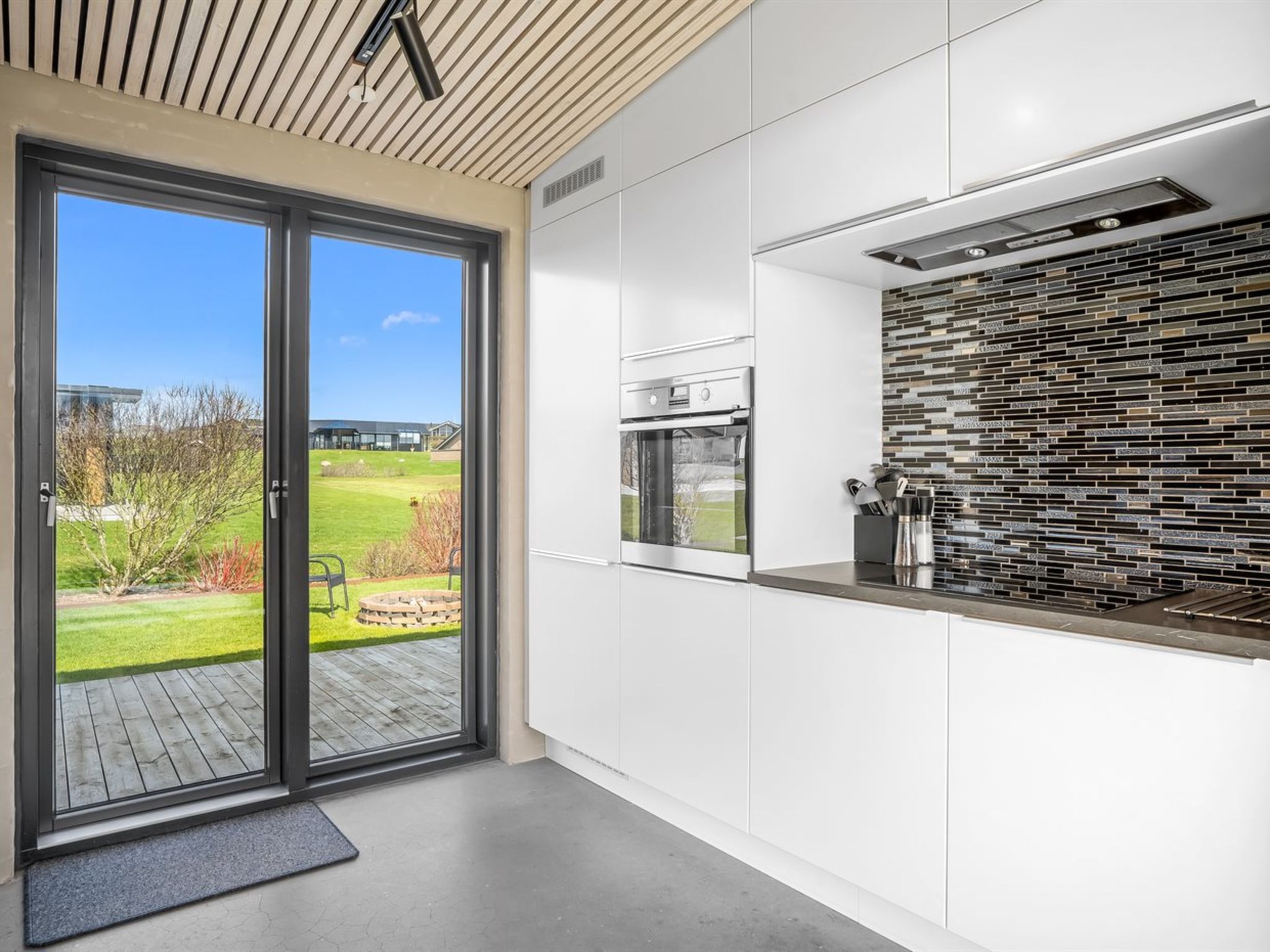 "Safir" - 200m to the fjord - Dedans