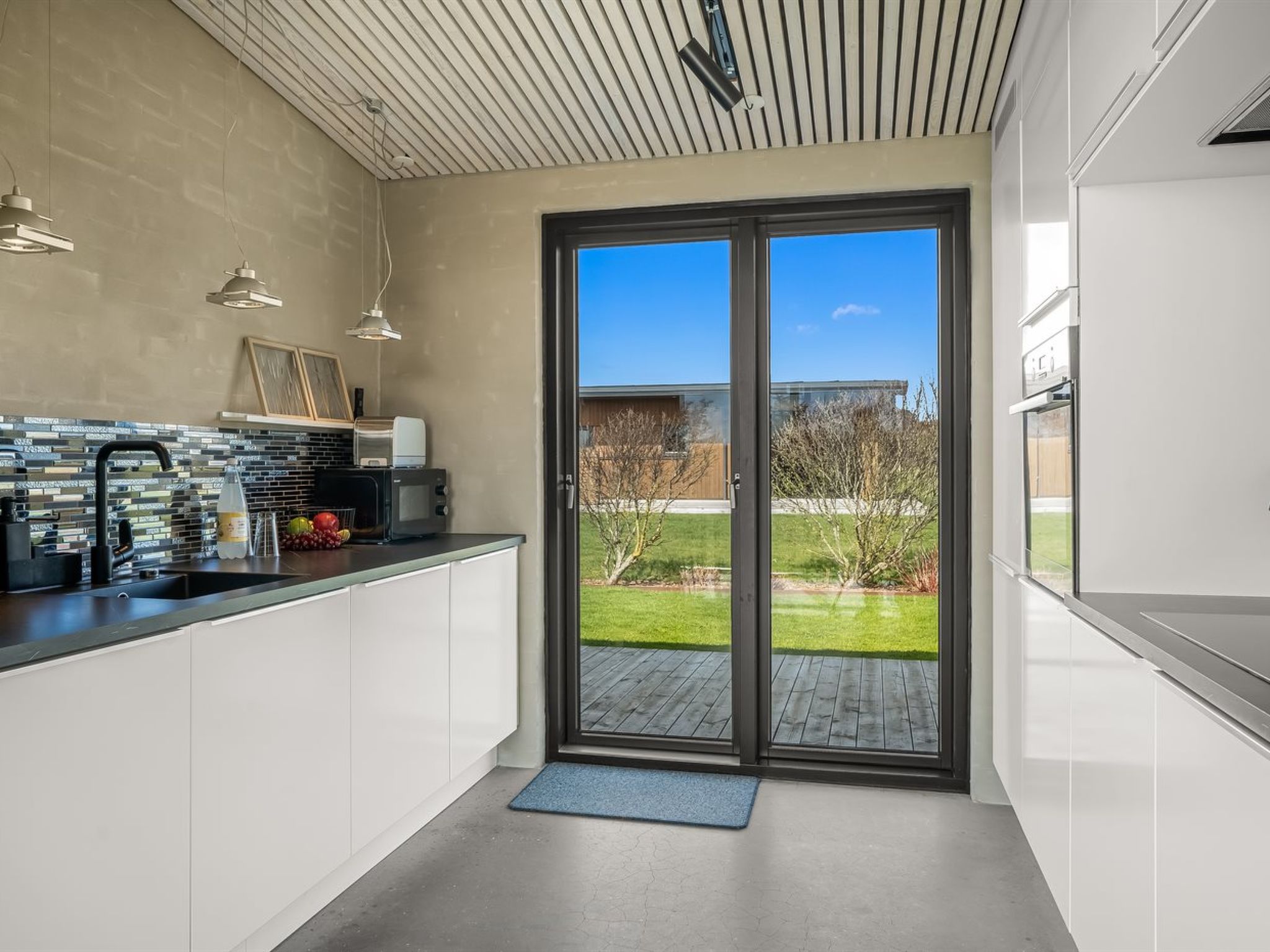 "Safir" - 200m to the fjord - Dedans