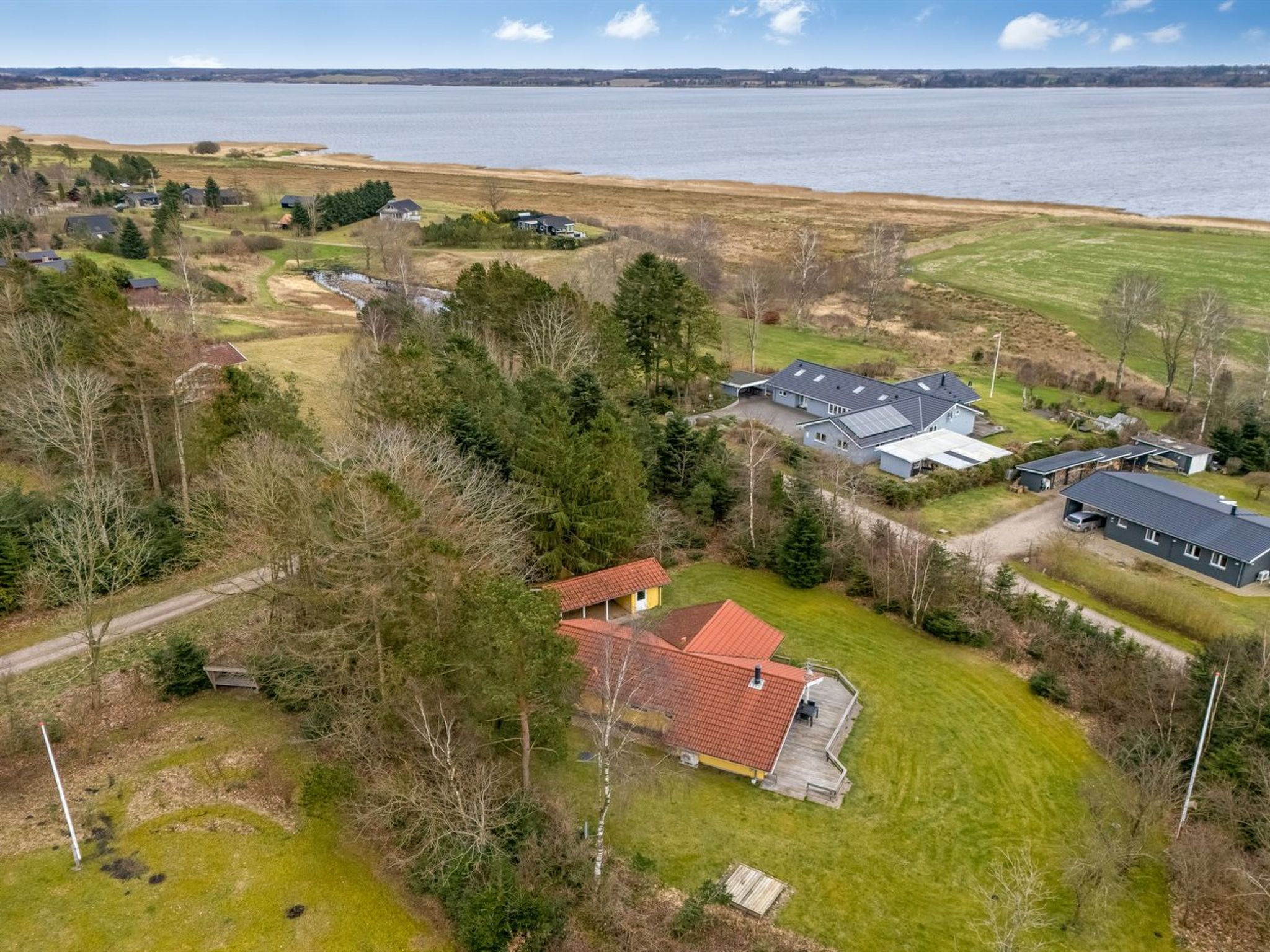 "Sesto" - 300m to the fjord - Buiten