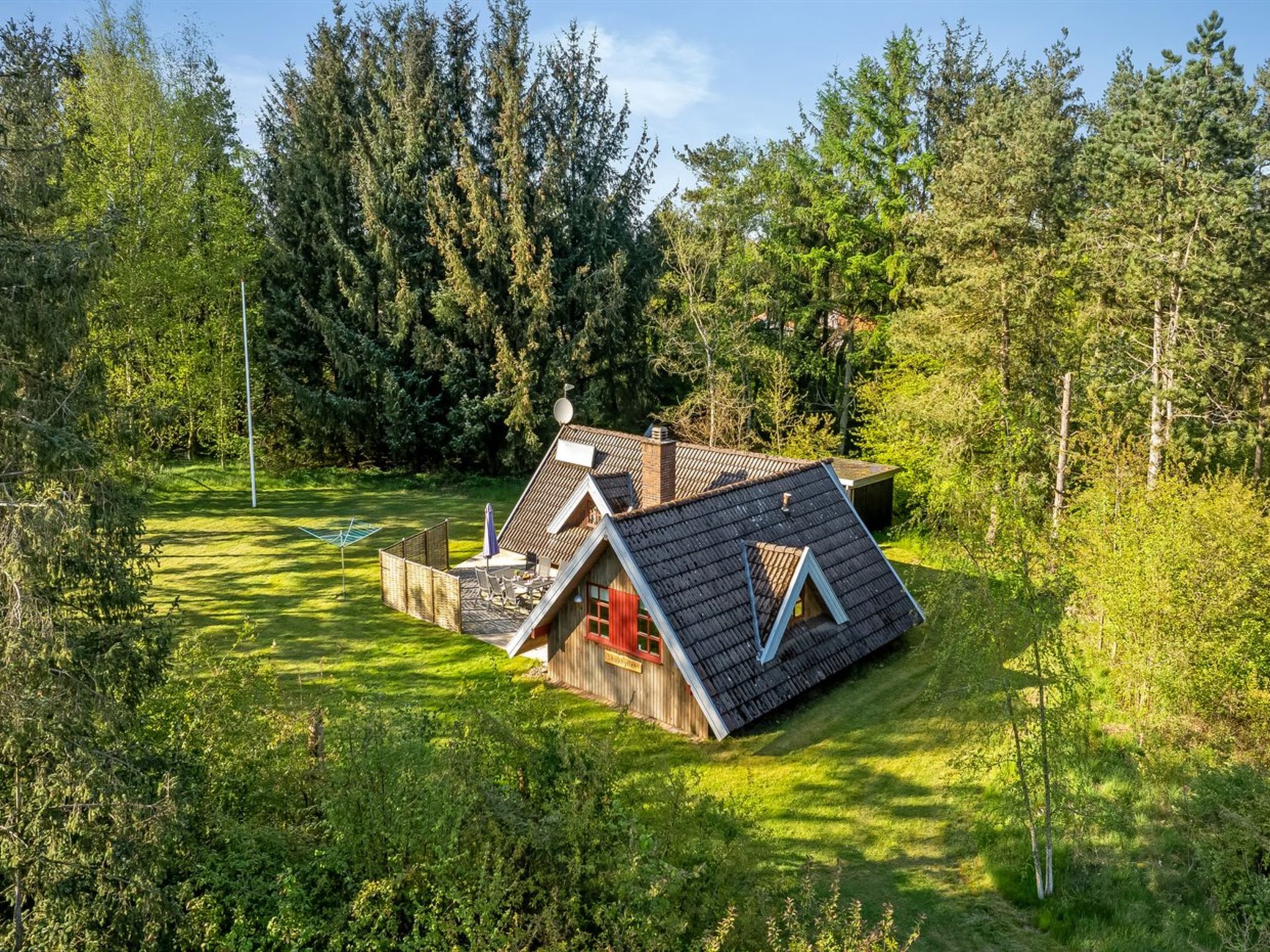 "Niesina" - 600m to the fjord - Buiten