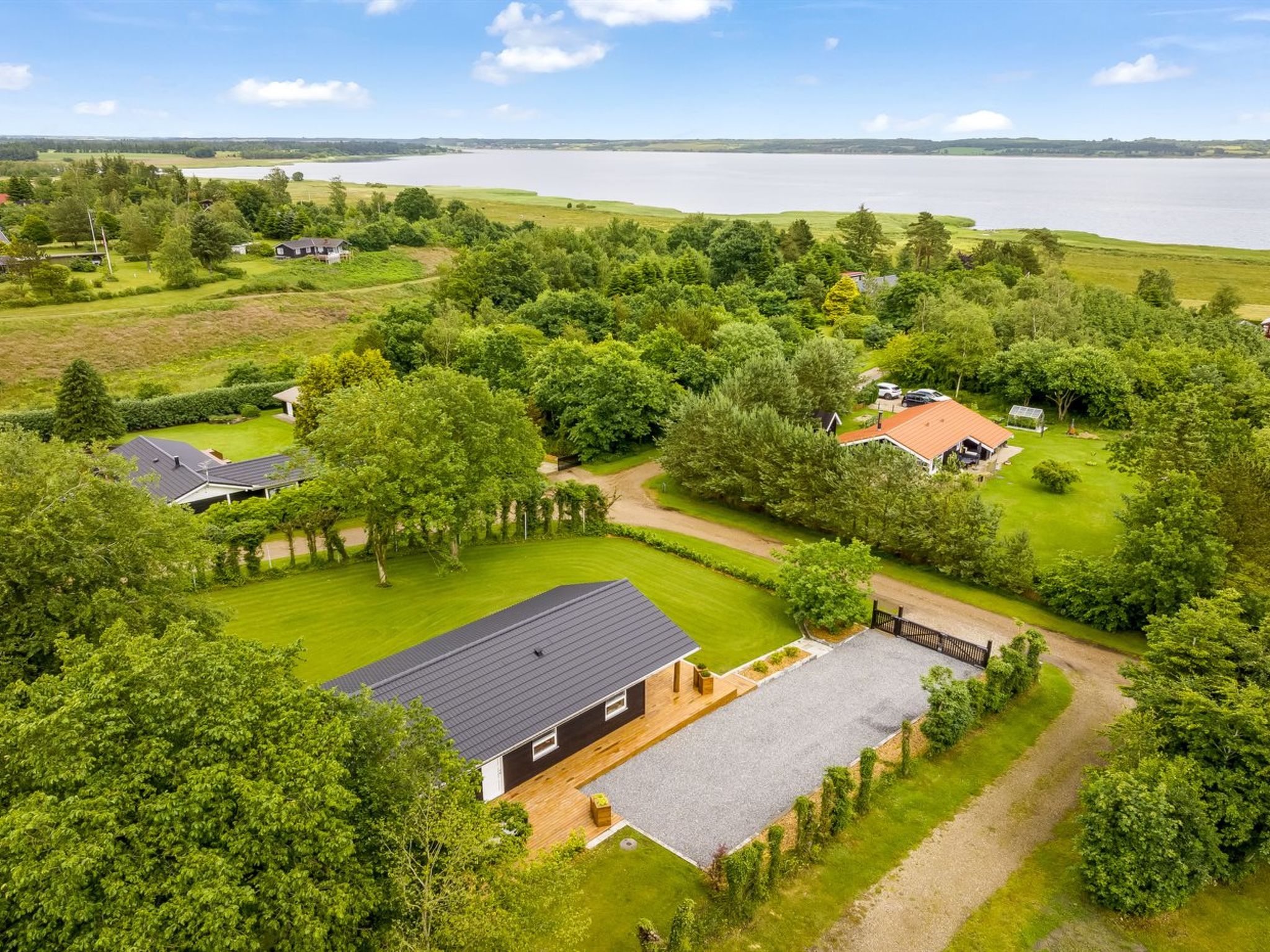 "Skip" - 300m to the fjord - Buiten