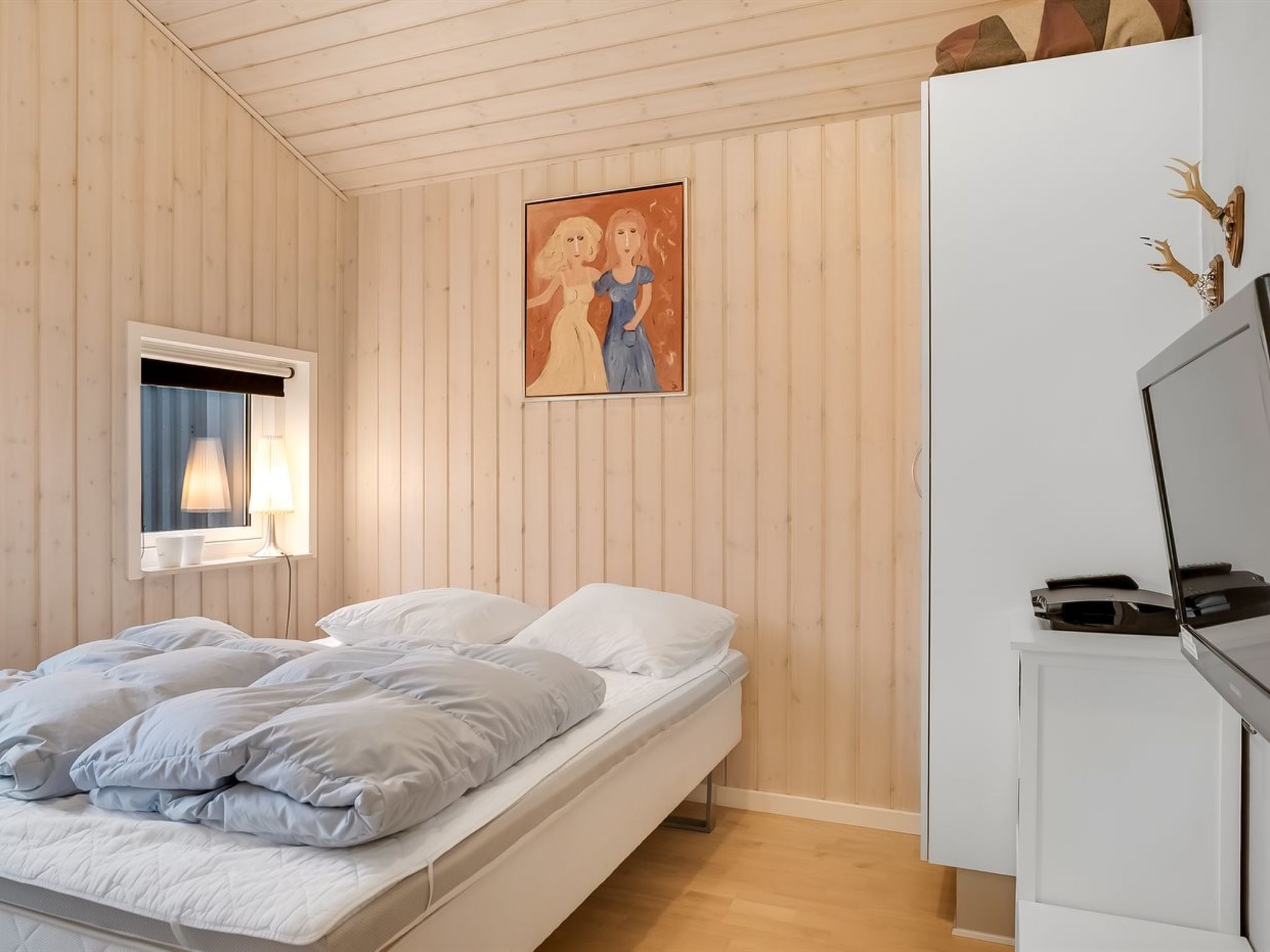 "Hemfrith" - 500m to the fjord-Inside