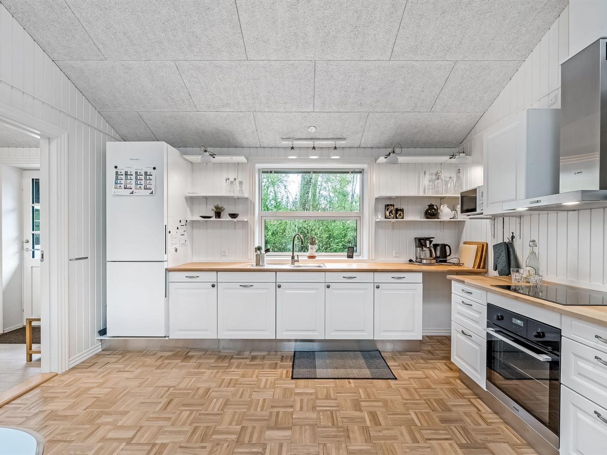 "Veijo" - 400m to the fjord-Binnen