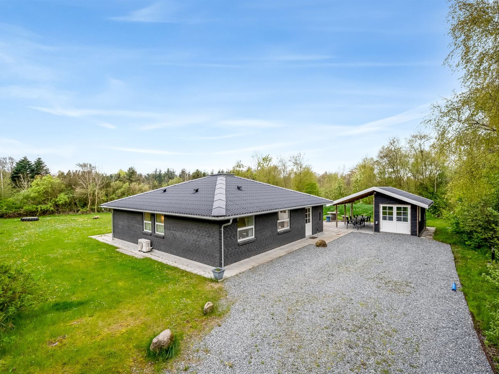 "Veijo" - 400m to the fjord — House (5 of 36)