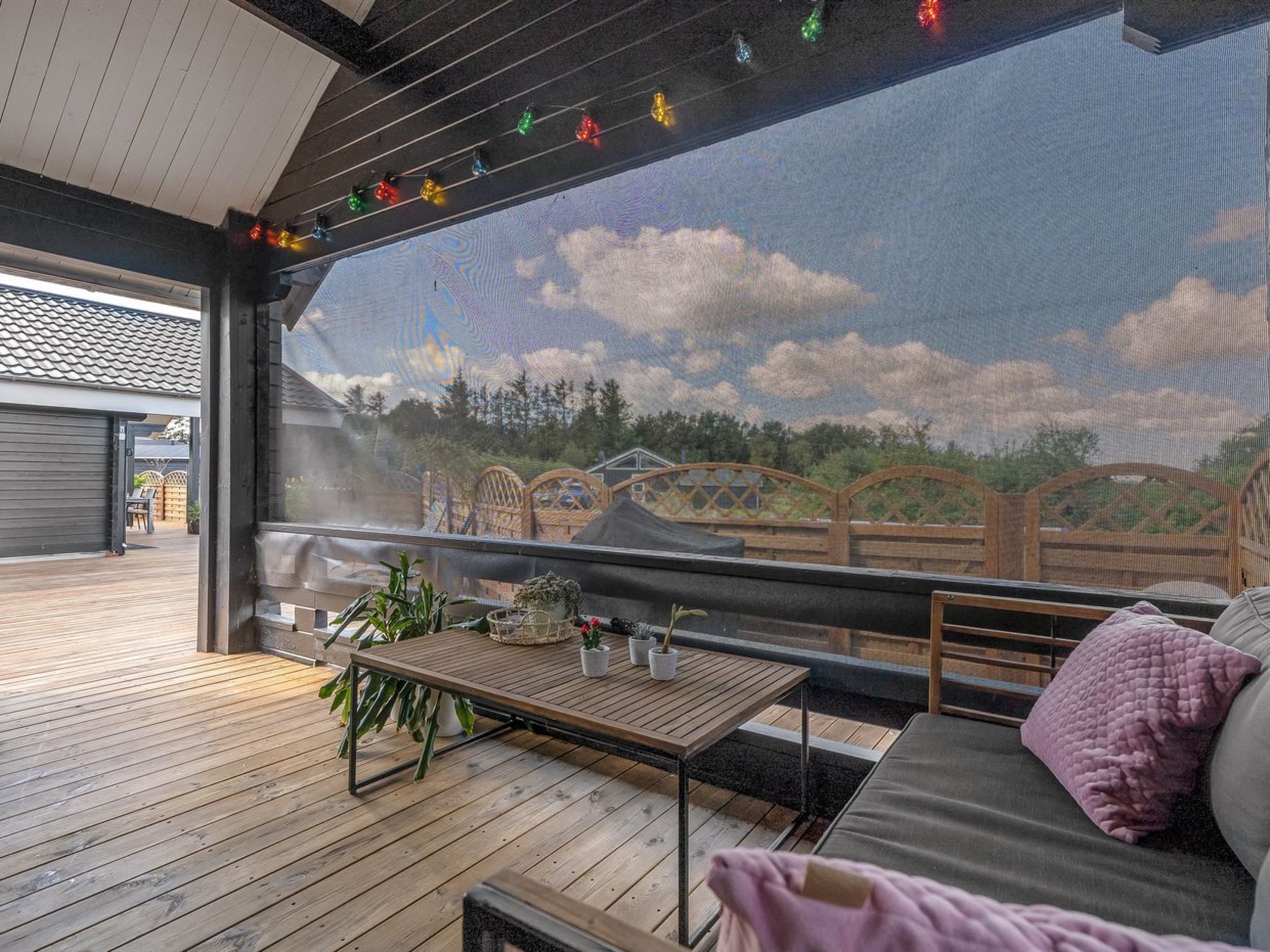 "Gizella" - 500m to the fjord-Buiten