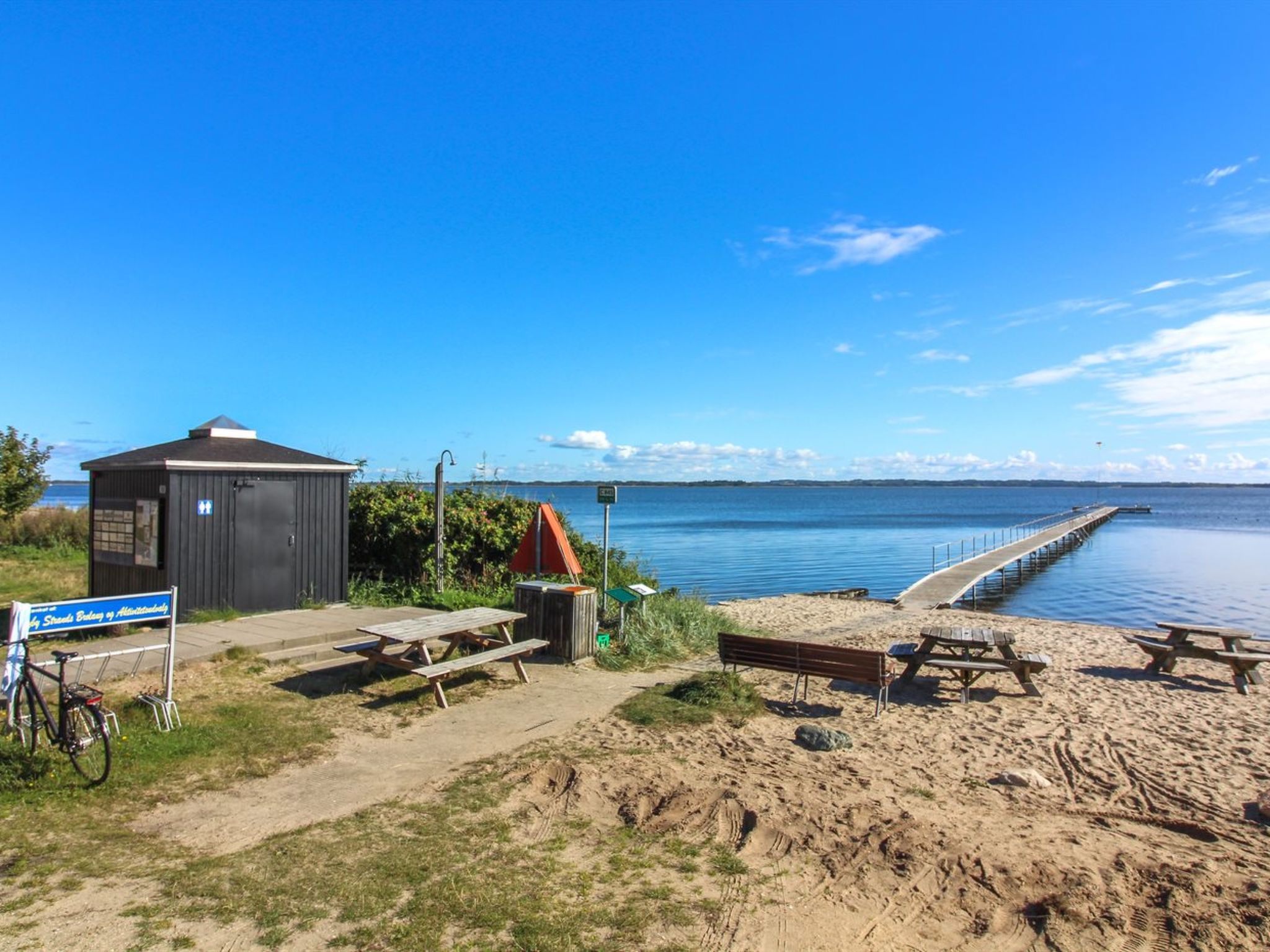 "Elissa" - 50m to the fjord-Outside