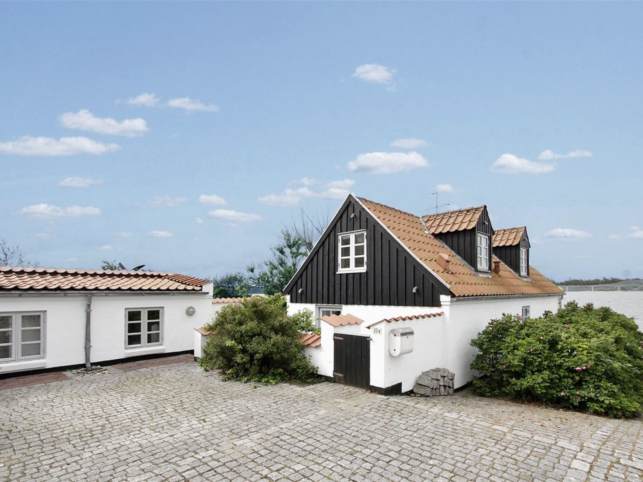 "Pauliina" - 10m to the fjord - Buiten