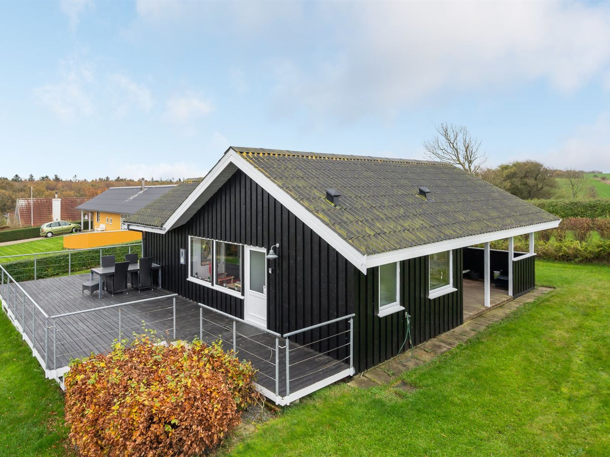 "Clarita" - 300m to the fjord-Buiten