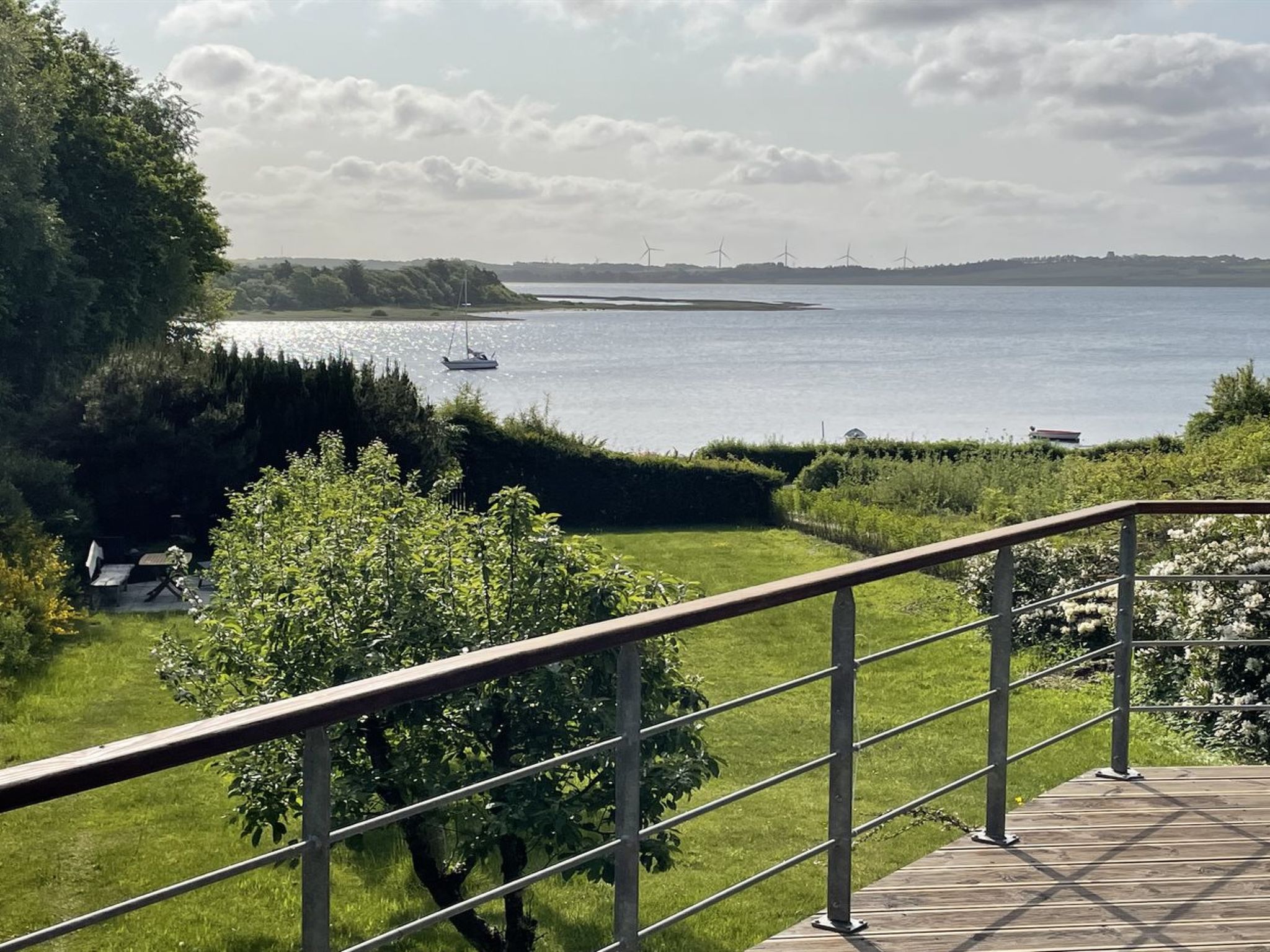 "Nico" - 70m to the fjord-Buiten