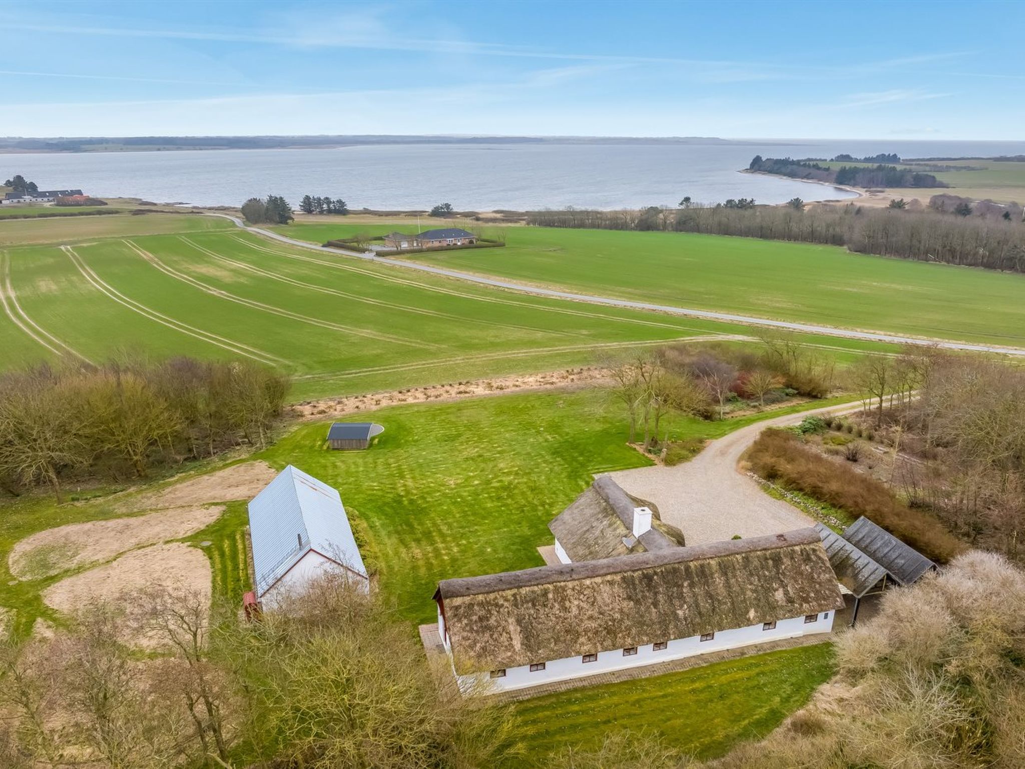 "Åsta" - 400m to the inlet-Buiten