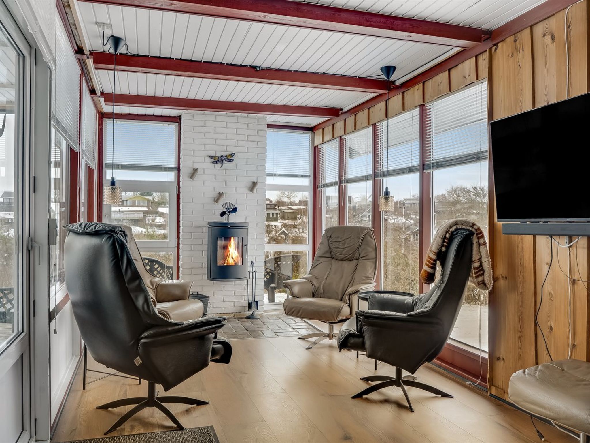 "Dimo" - 75m to the fjord - Drinnen