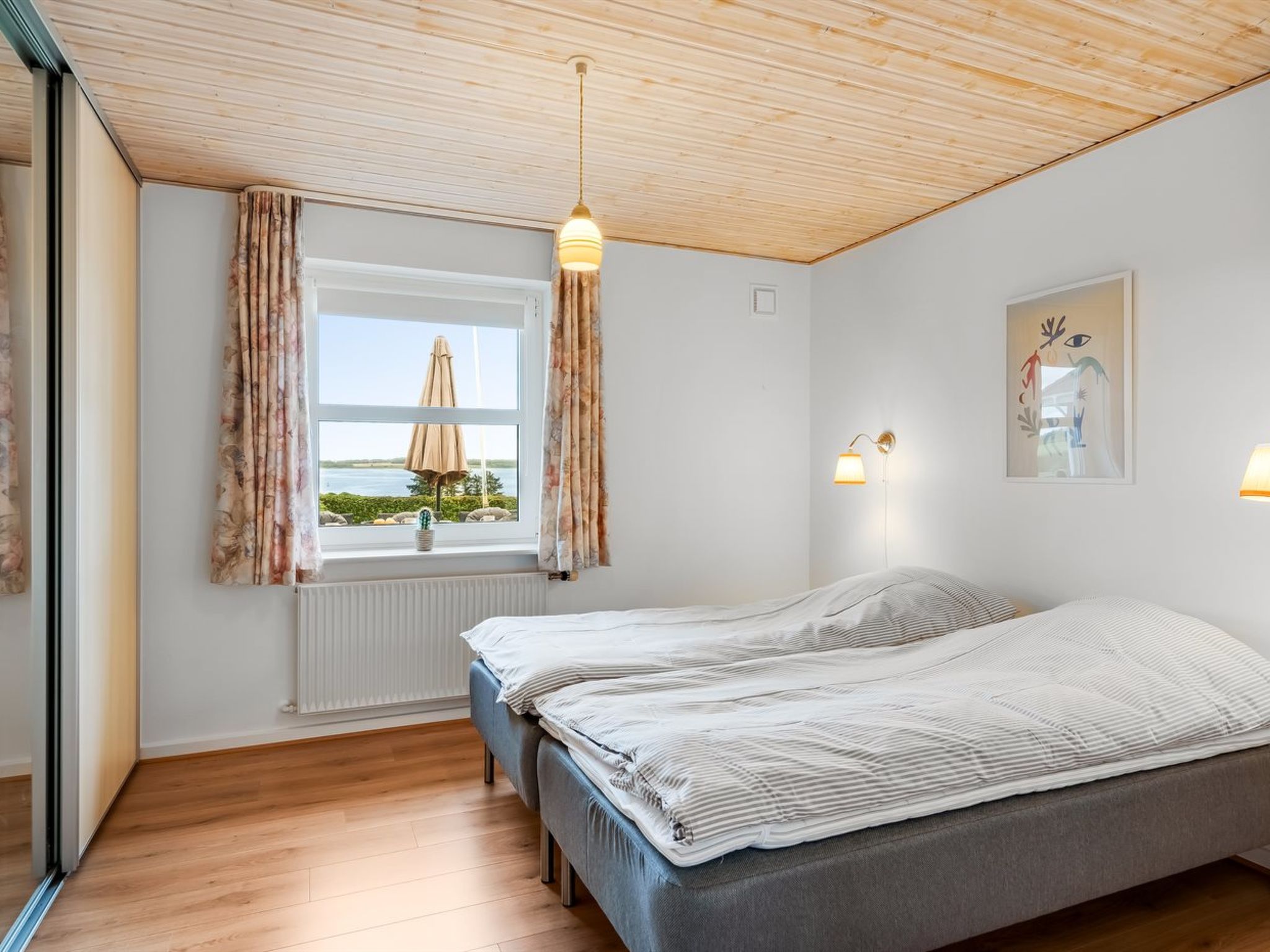 "Erja" - 300m to the fjord-Dedans