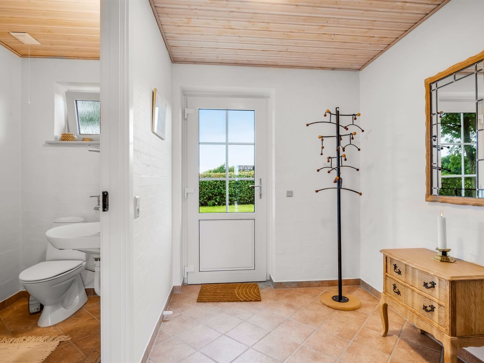 "Erja" - 300m to the fjord-Dedans