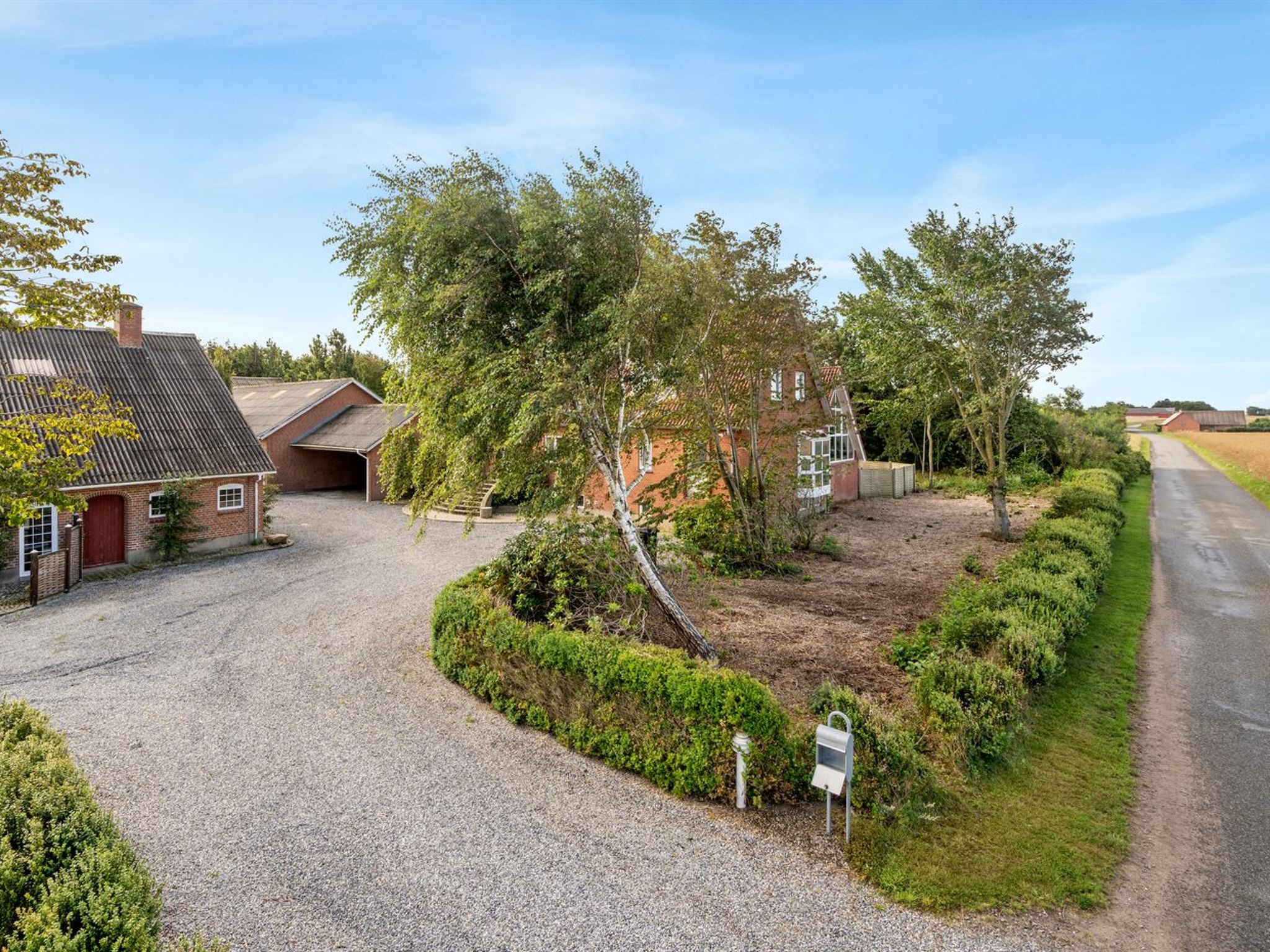 "Auguste" - 1.5km to the fjord - Buiten