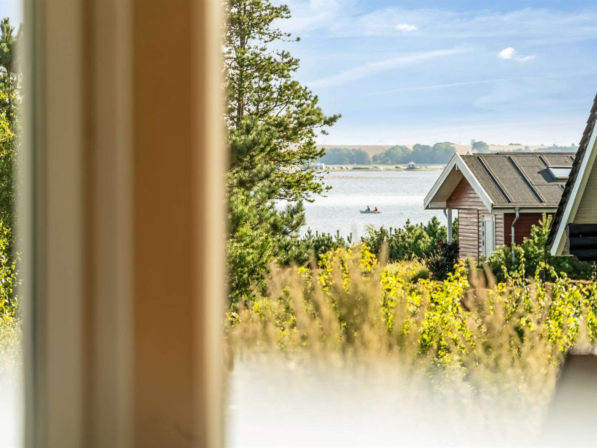 "Eljas" - 200m to the fjord-Buiten