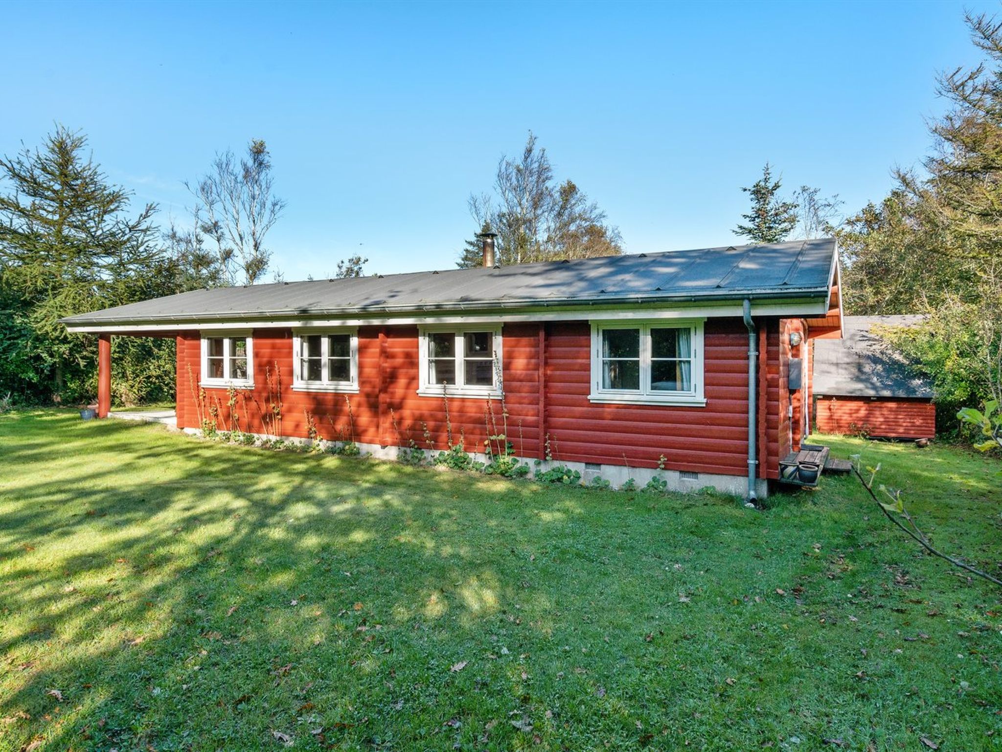 "Thrine" - 100m to the fjord — House (3 of 25)
