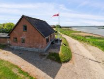 "Swaantje" - 150m to the fjord