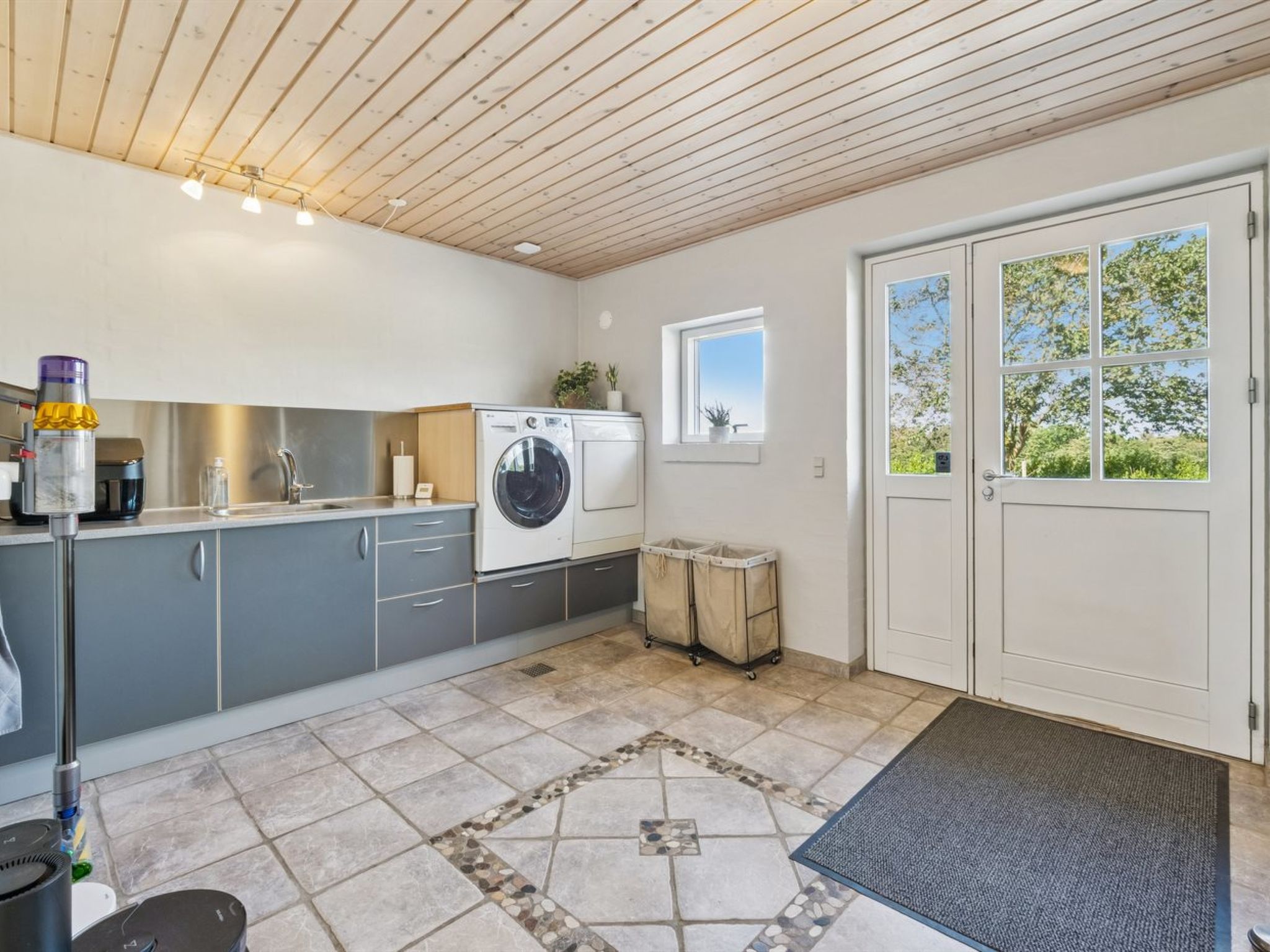 "Fridhild" - 300m to the fjord-Binnen