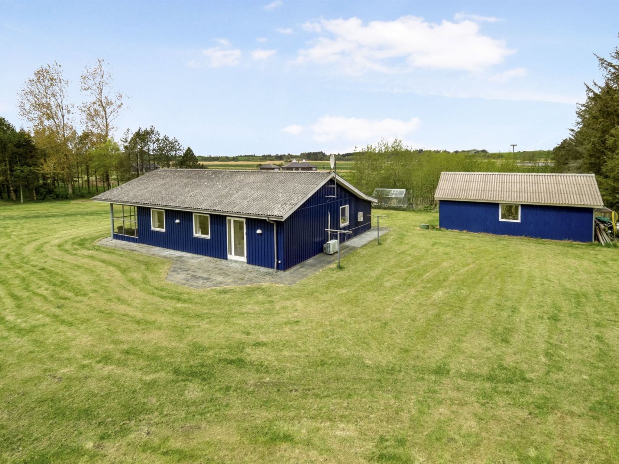"Mikkeline" - 400m to the fjord — House (3 of 24)