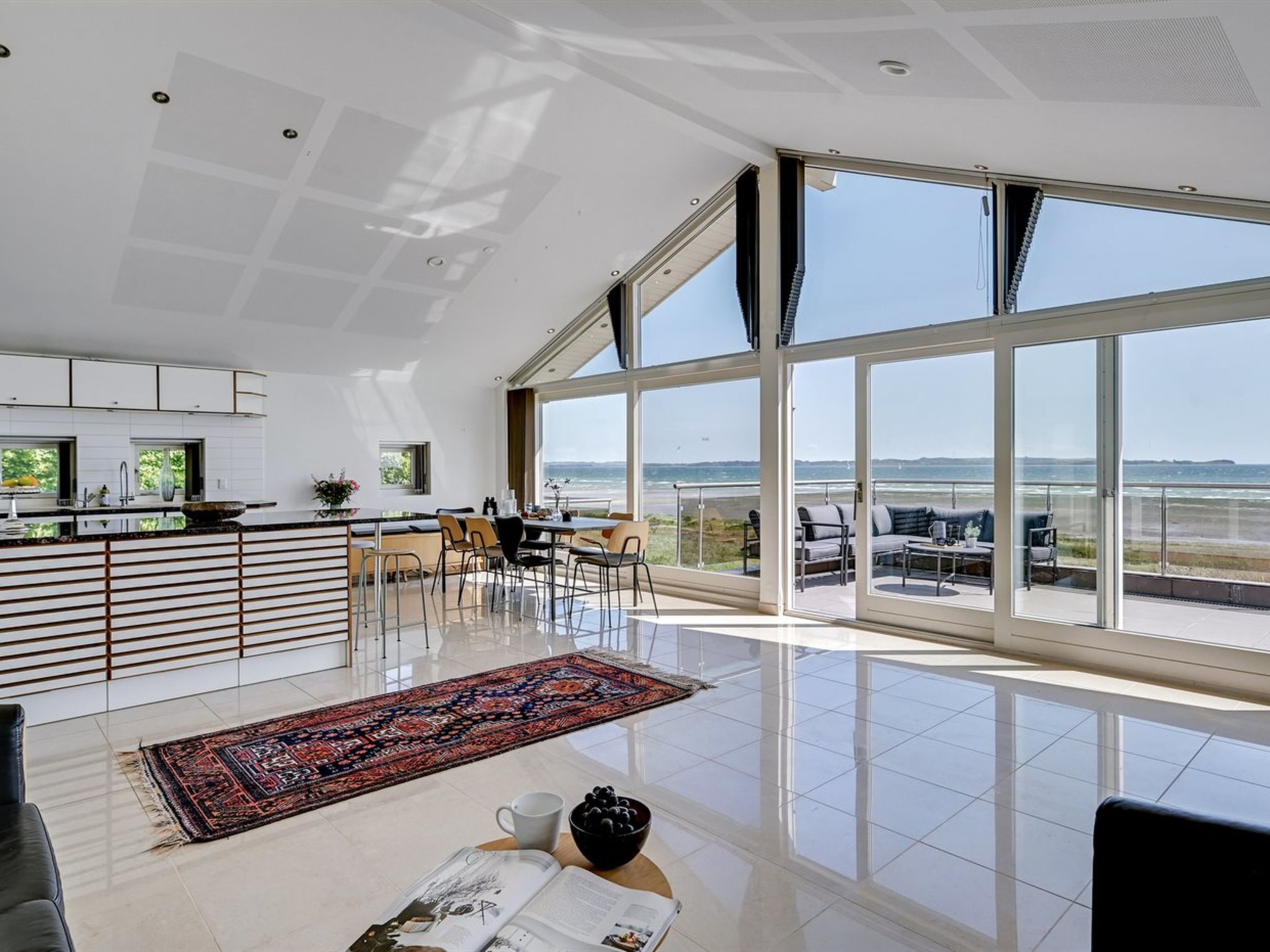 "Koco" - 75m from the sea - Binnen