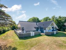 "Stryd" - 150m from the sea