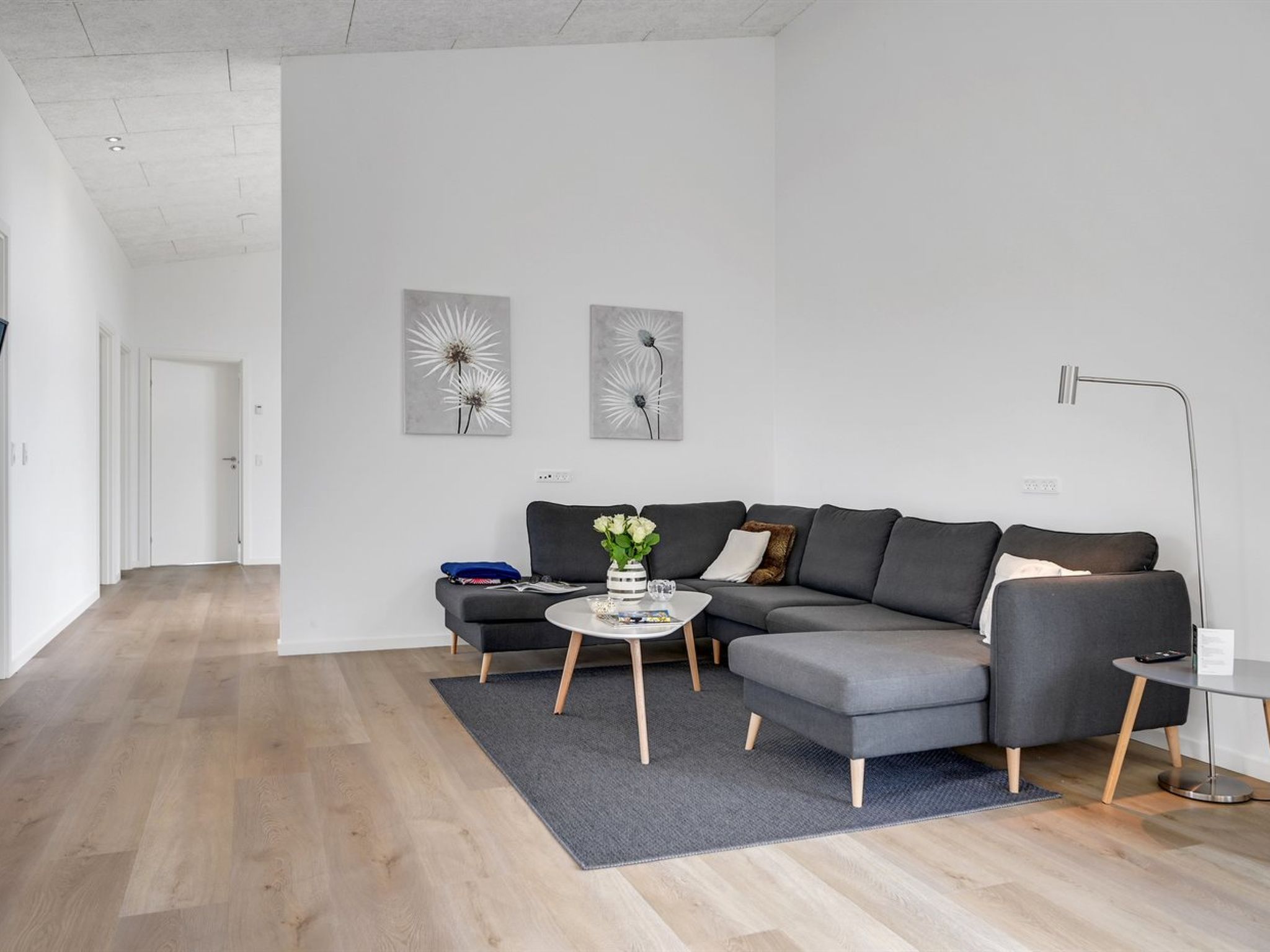 "Aatami" - 500m from the sea-Binnen