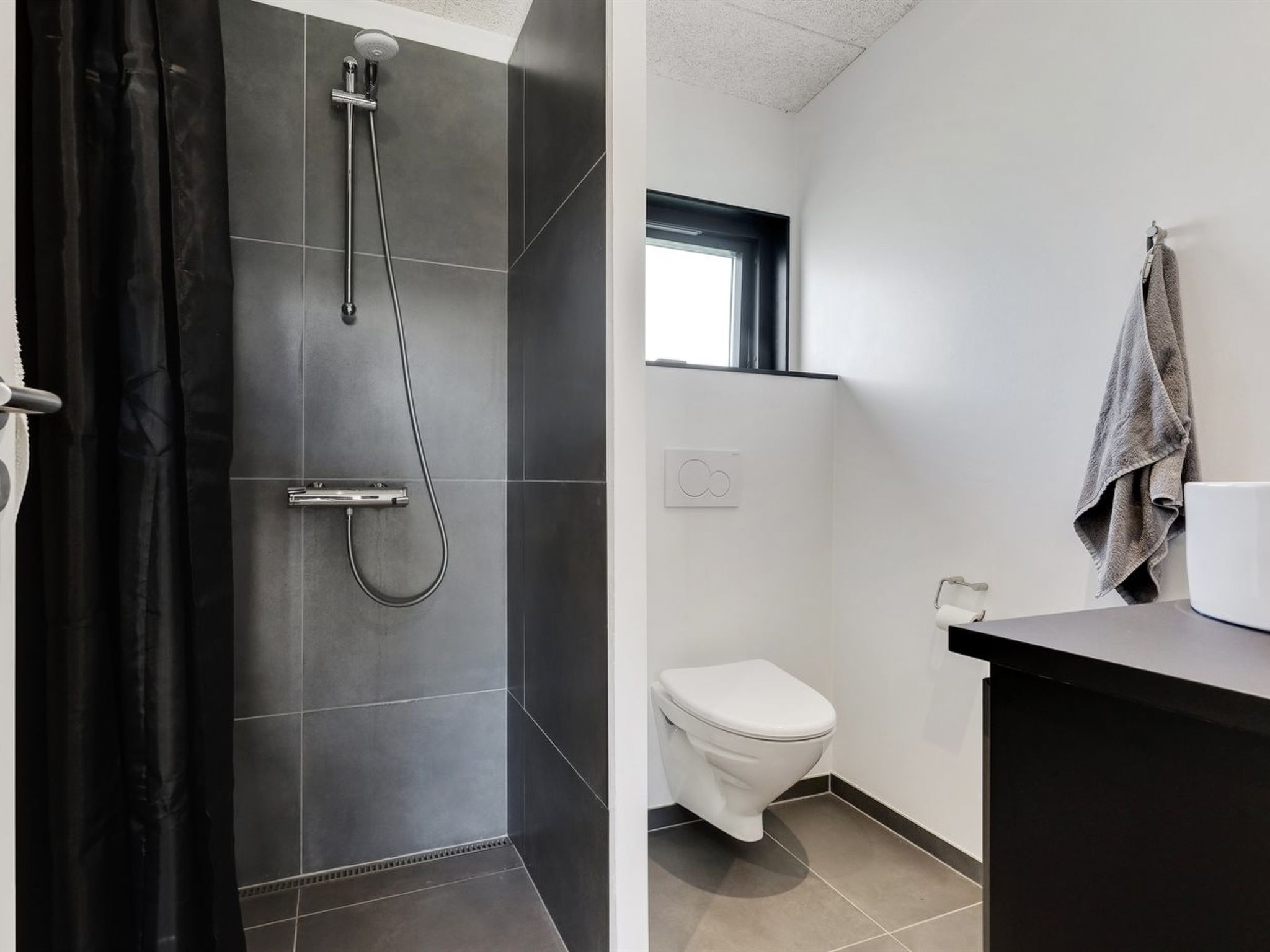 "Emelina" - 300m from the sea-Binnen