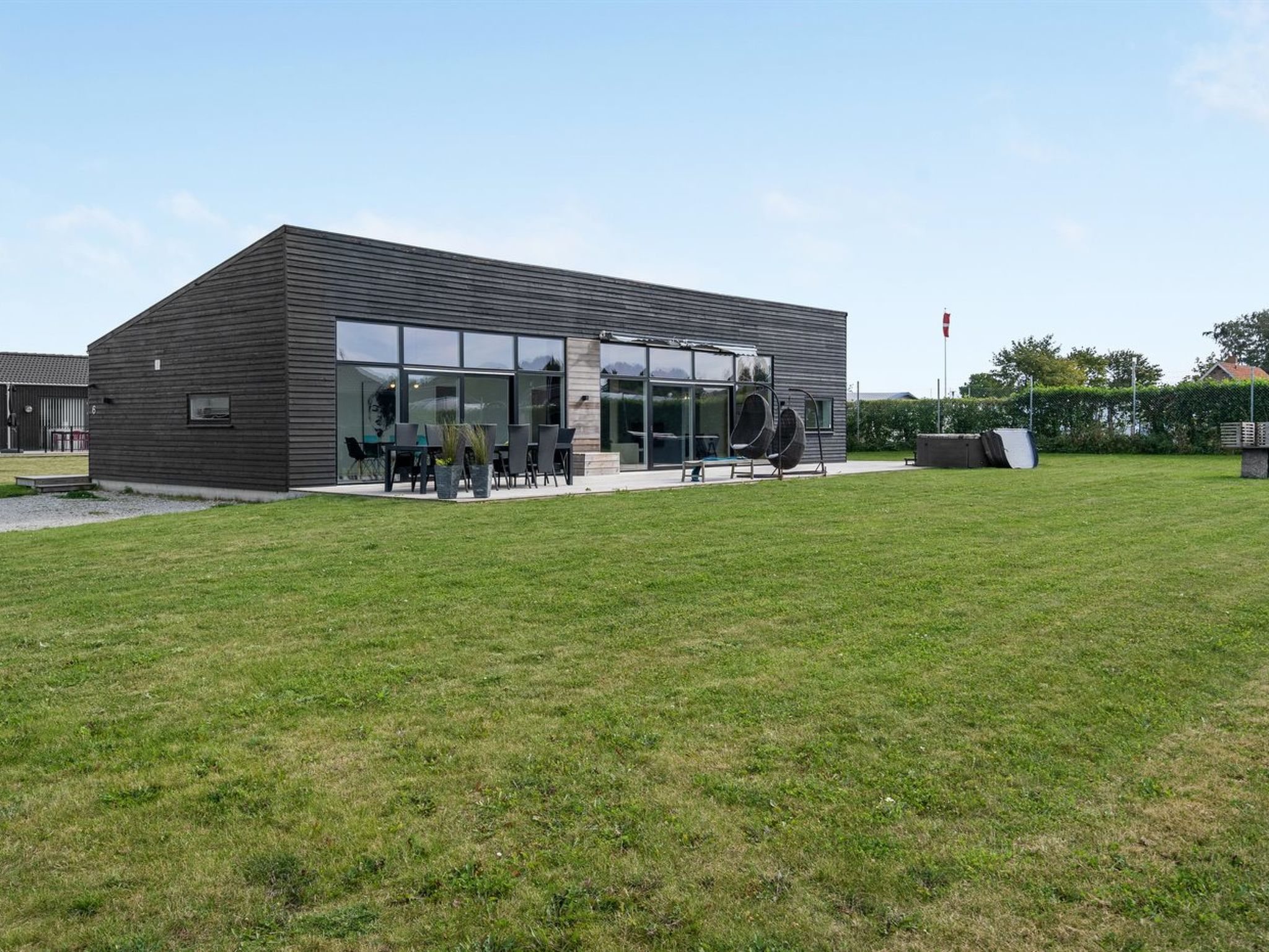 "Nimrod" - 300m from the sea-Buiten