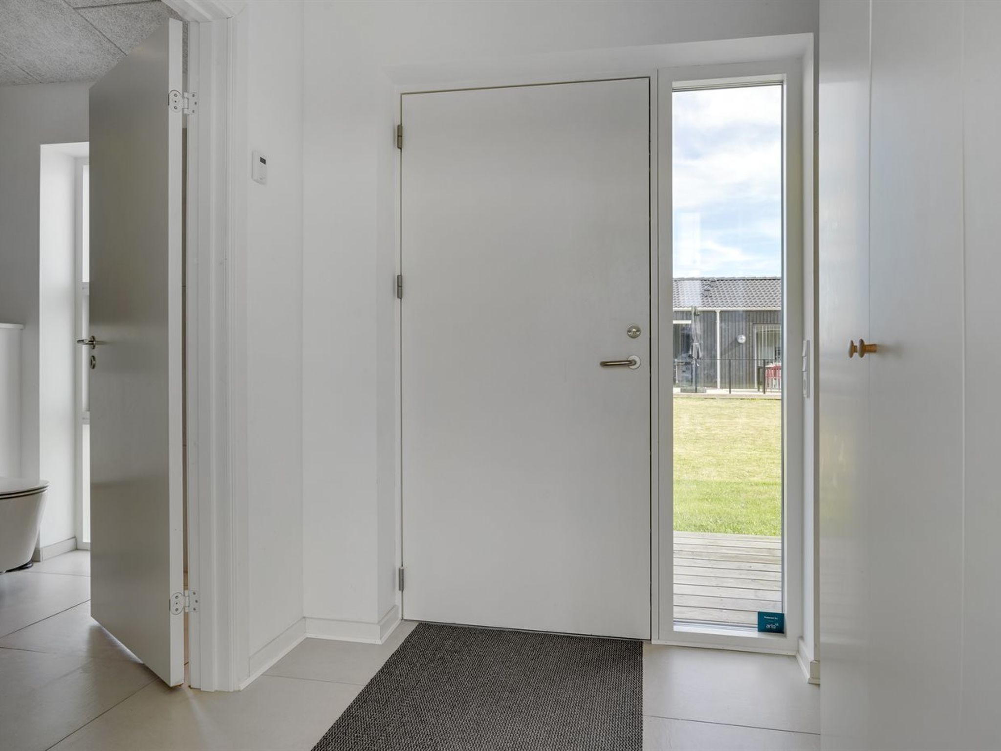 "Nimrod" - 300m from the sea - Inside