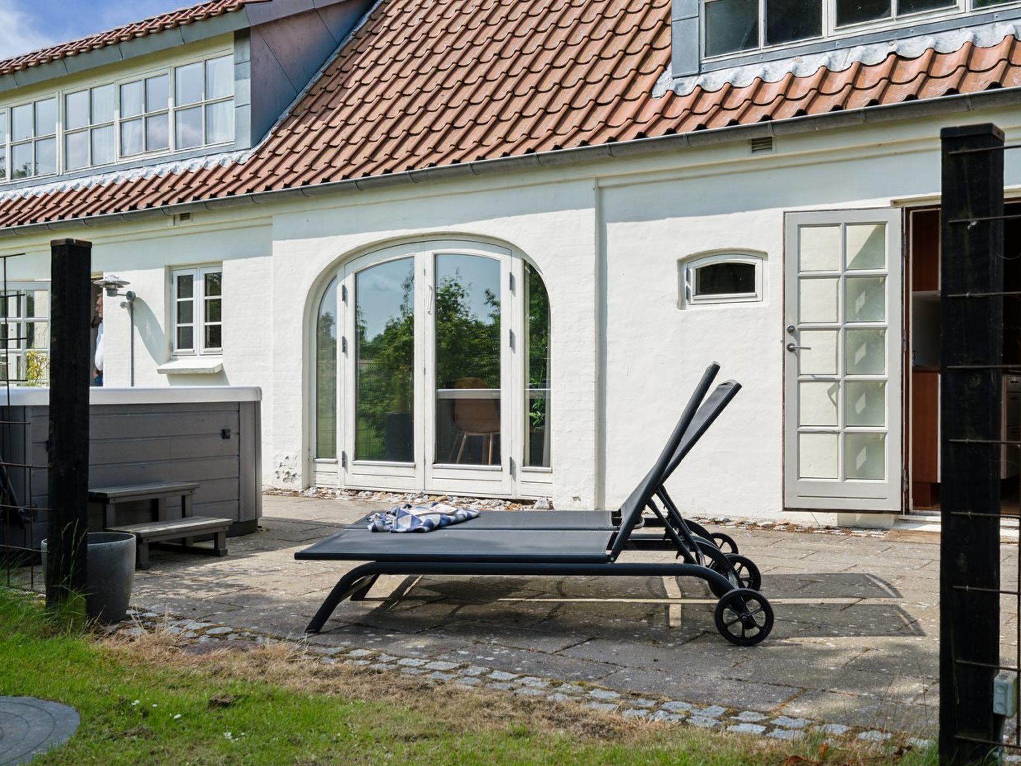 "Malinda" - 500m from the sea - Outside